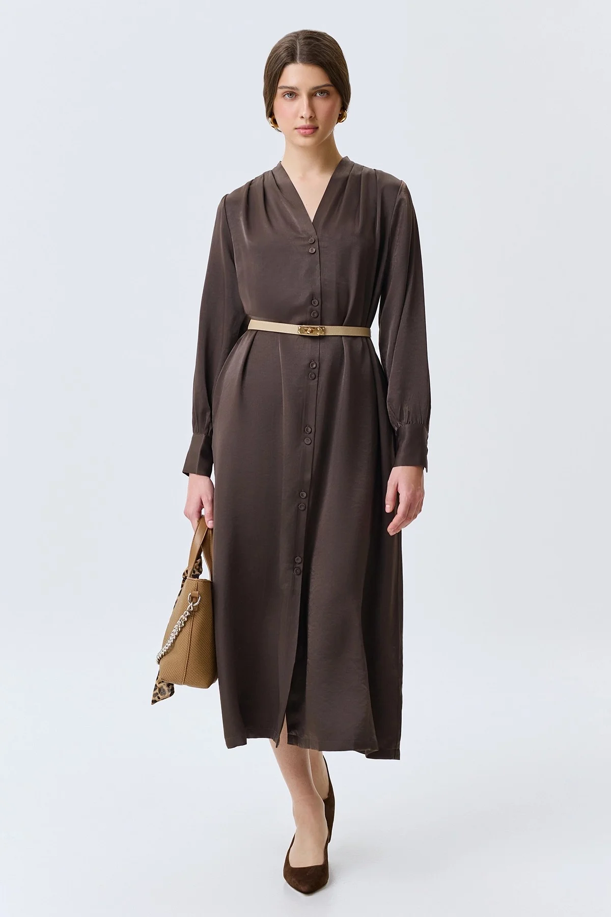 Сатиновое платье-рубашка из 100% вискозы, 42