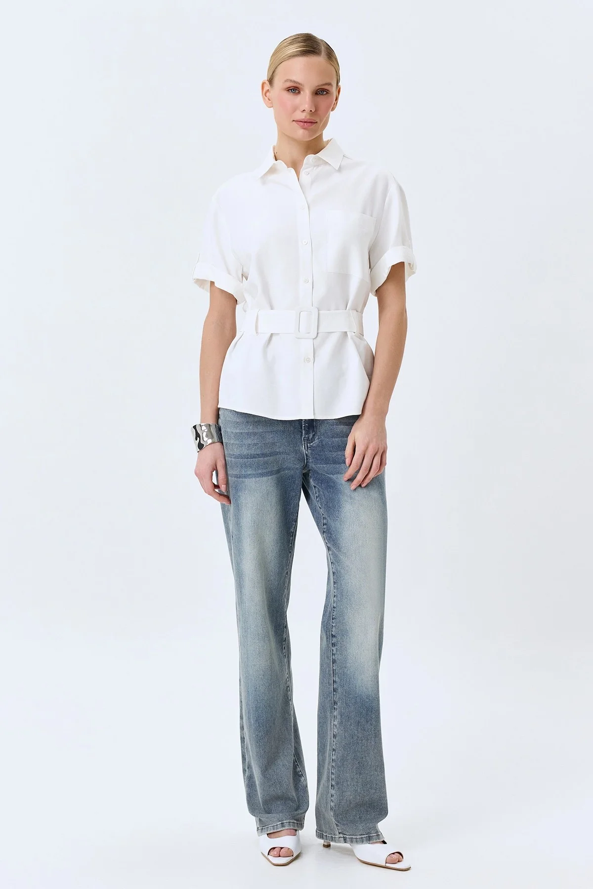 Классическая блузка с поясом, 50