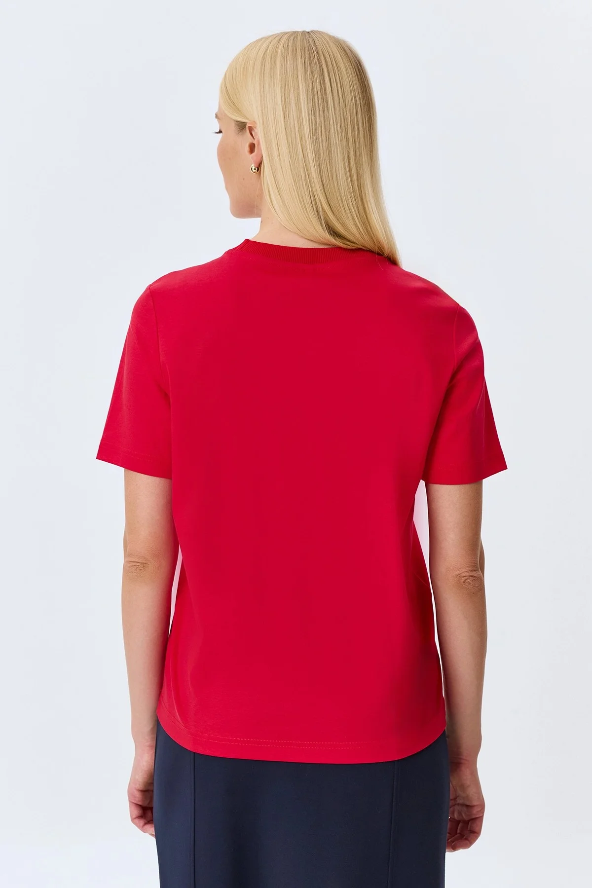 Яркая футболка из мерсеризованного хлопка, 46