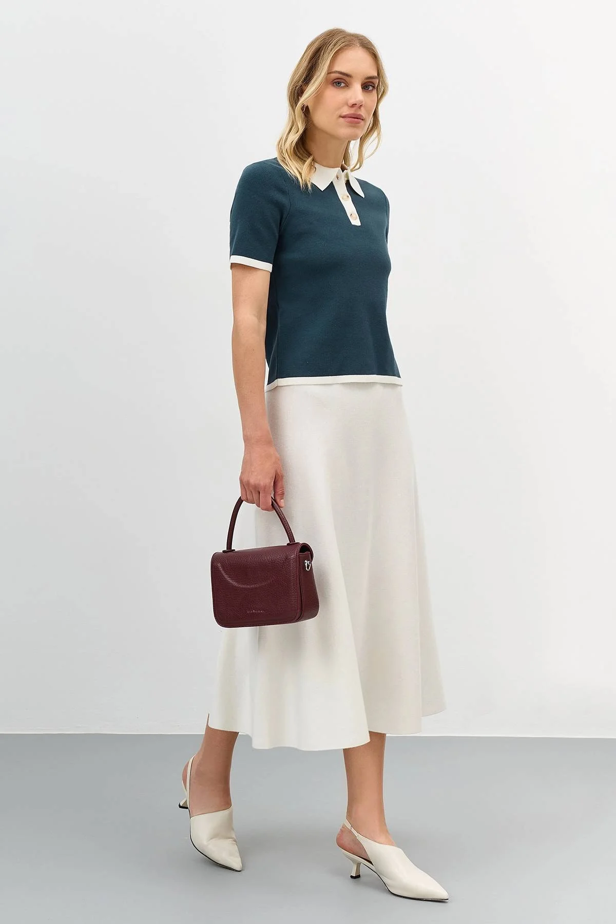 Лимитированая серия поло с контрастными деталями и ремнем, 50