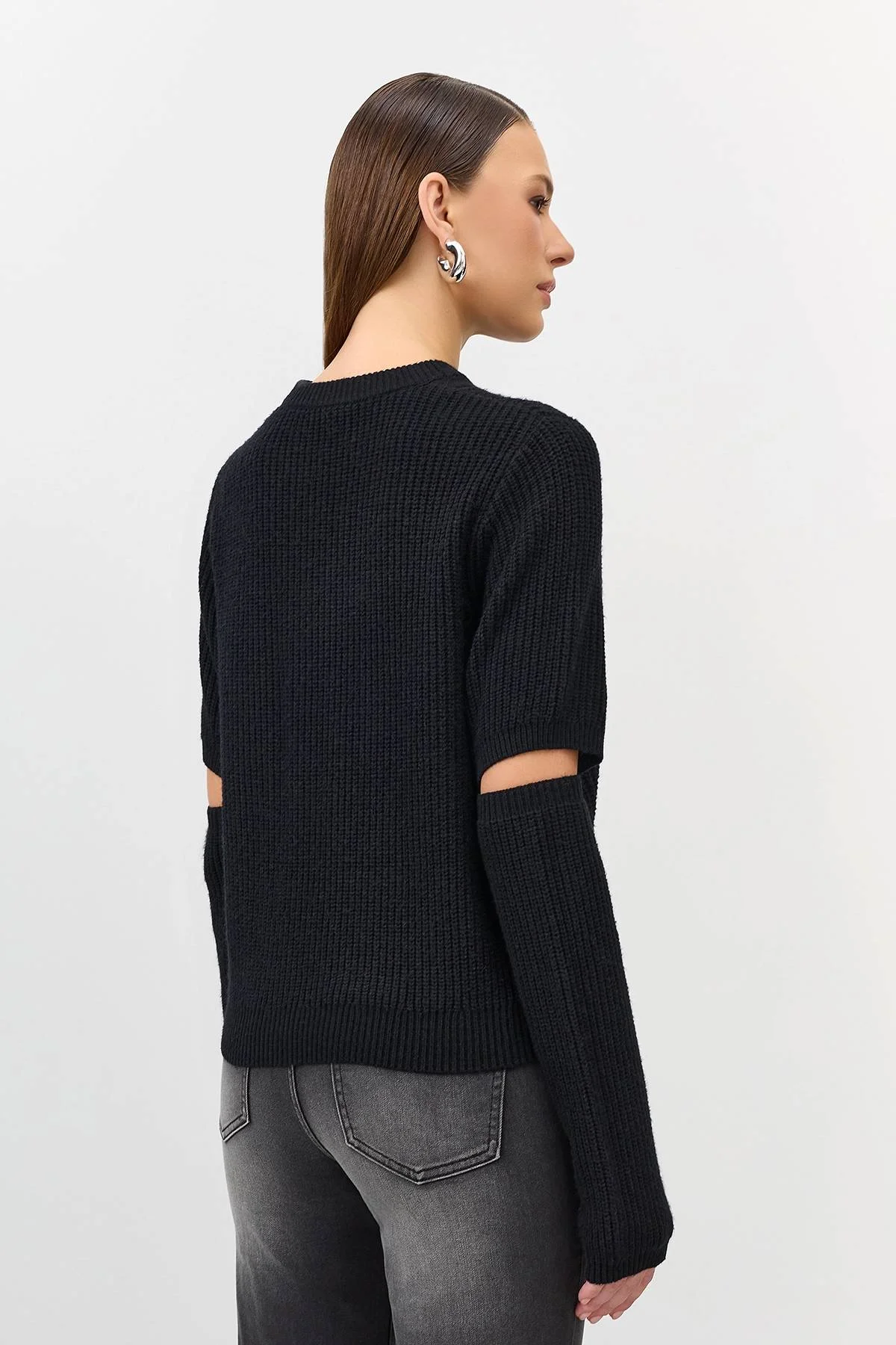 Лимитированная серия свитер со съемными рукавами и ремень, 40