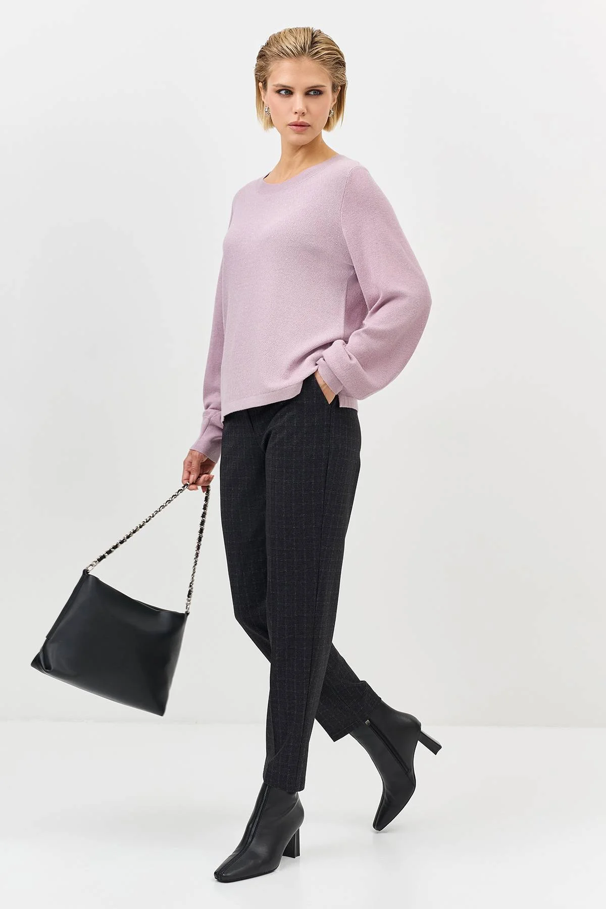 Лимитированная серия джемпер с объемными рукавами и палантином, 44