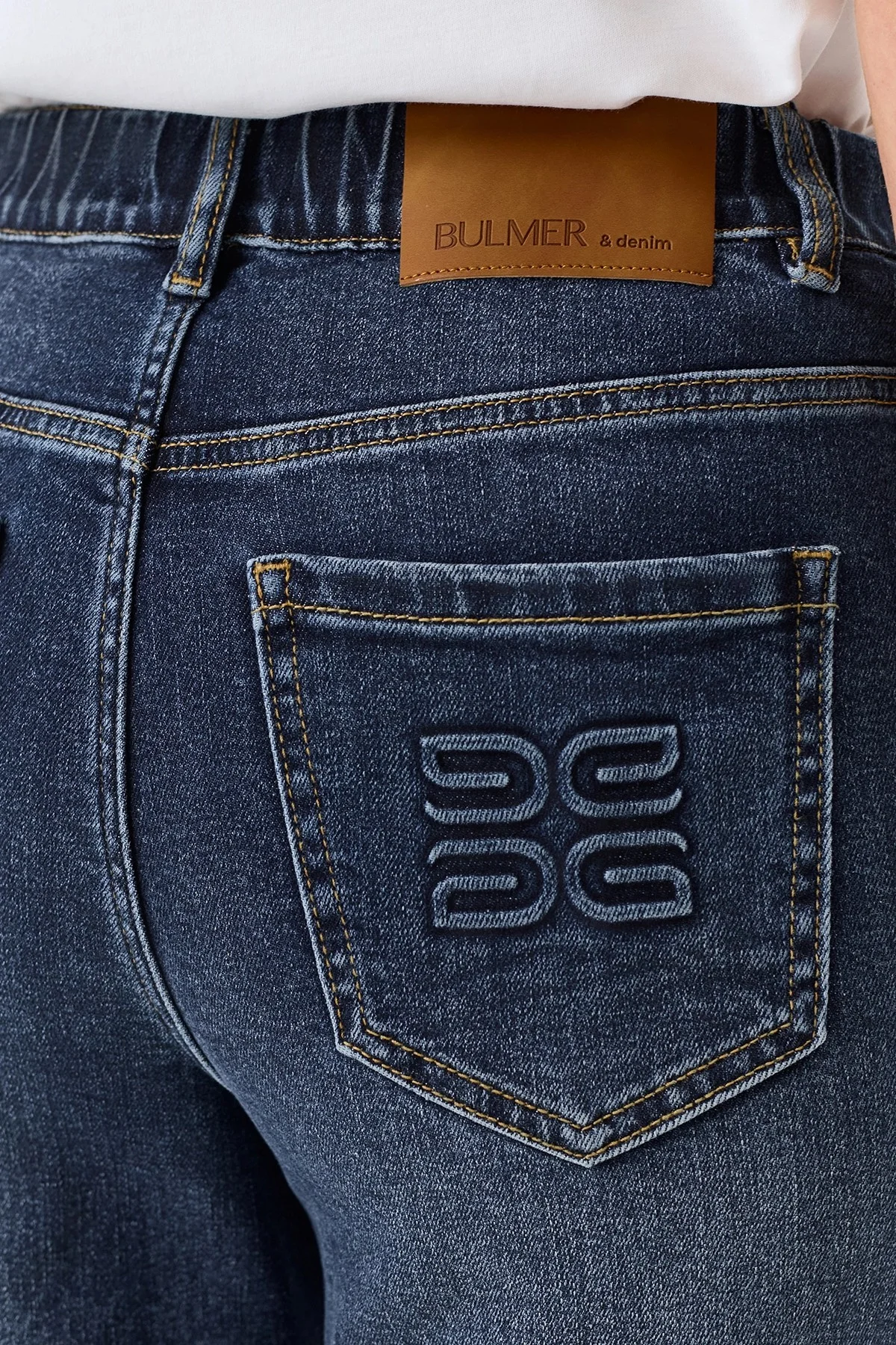 Джинсы Straight fit с лиоцеллем, 42