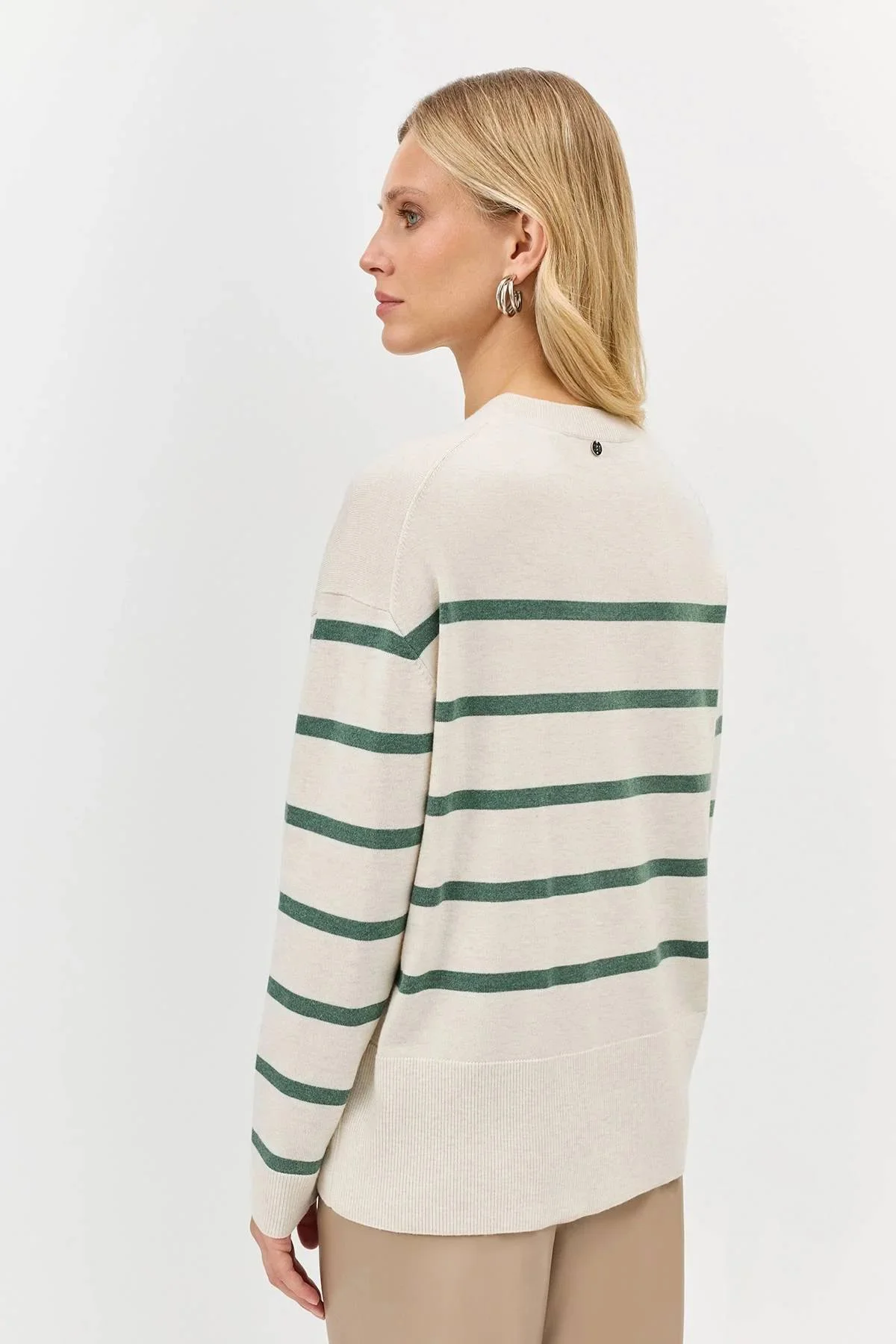 Джемпер в яркую полоску, 44