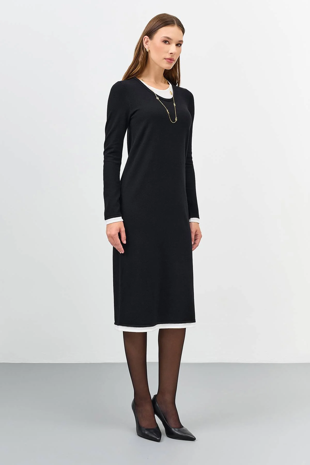 Платье-миди с контрастными деталями, 48