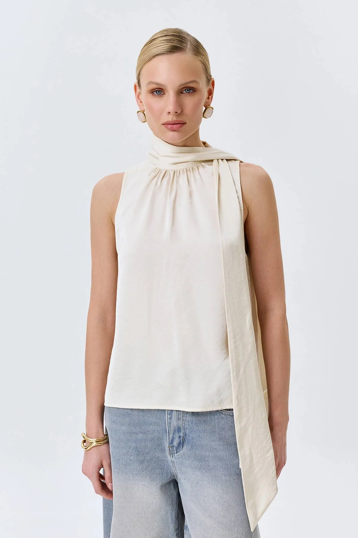 Топ халтер со струящимся шарфом молочный, 50