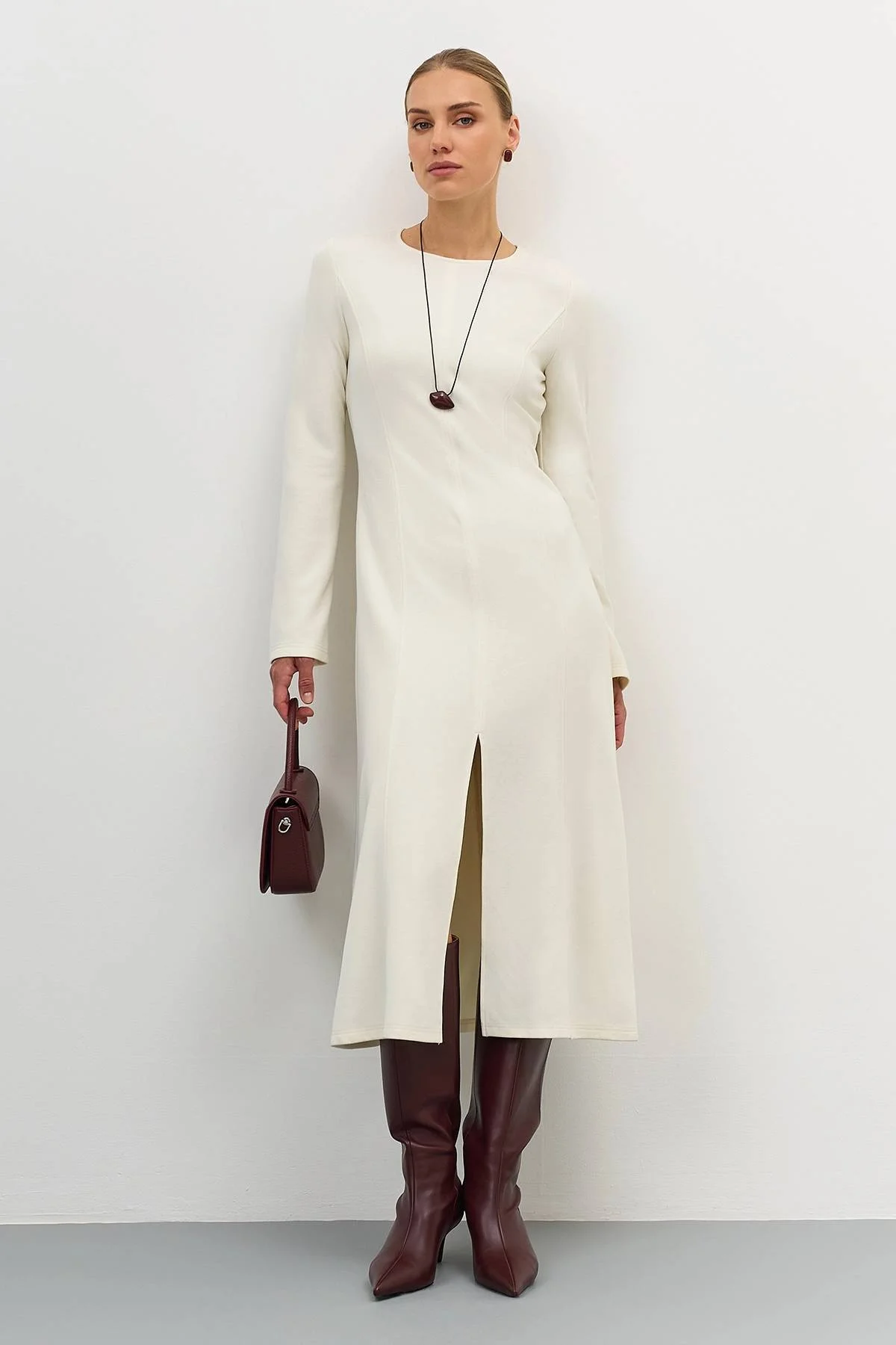 Лимитированная серия молочное платье с ремнем, 40