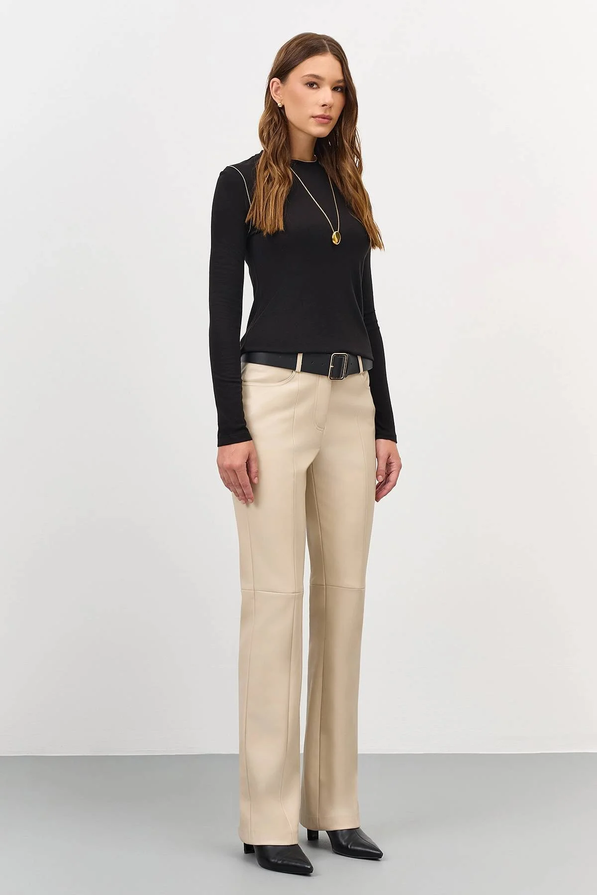 Тонкий лонгслив из модала в черном цвете, 50 Тонкий лонгслив из модала в черном цвете, 50