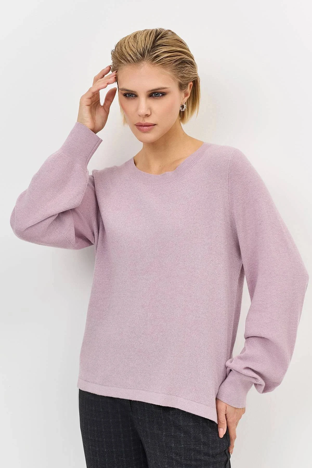 Джемпер с объемными рукавами, 34