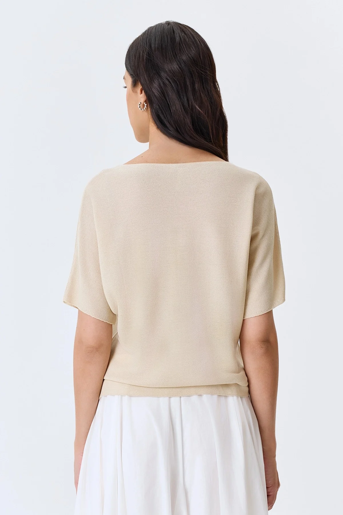 Бежевый вязаный джемпер из вискозы, 42