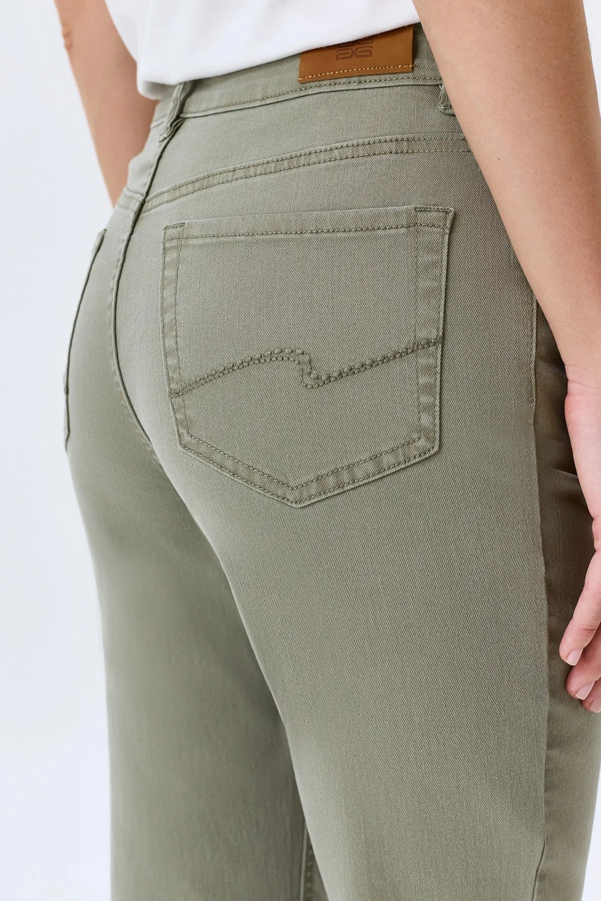 Оливковые джинсы Slim fit, 36