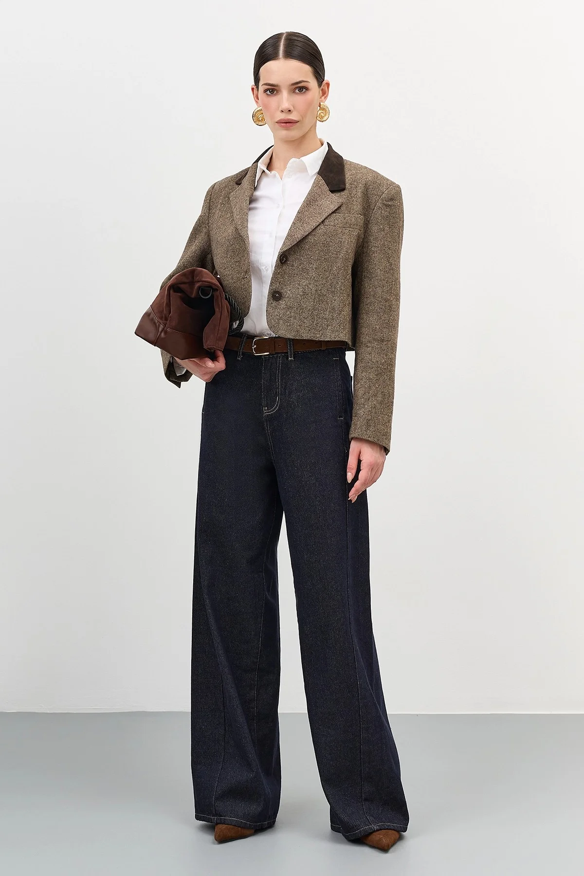 Широкие джинсы с контрастными швами, 46