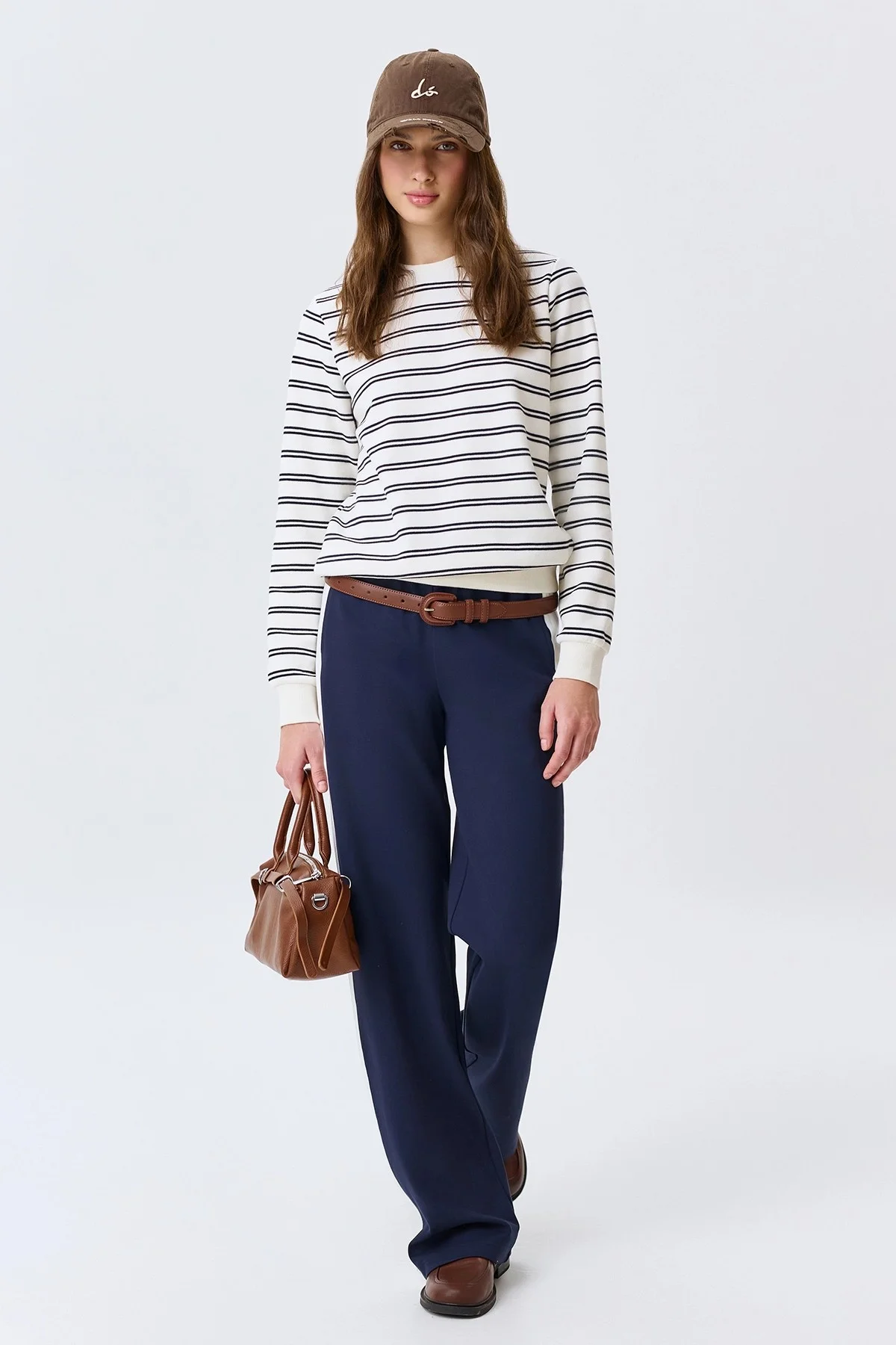 Свободный джемпер в морском стиле, 42