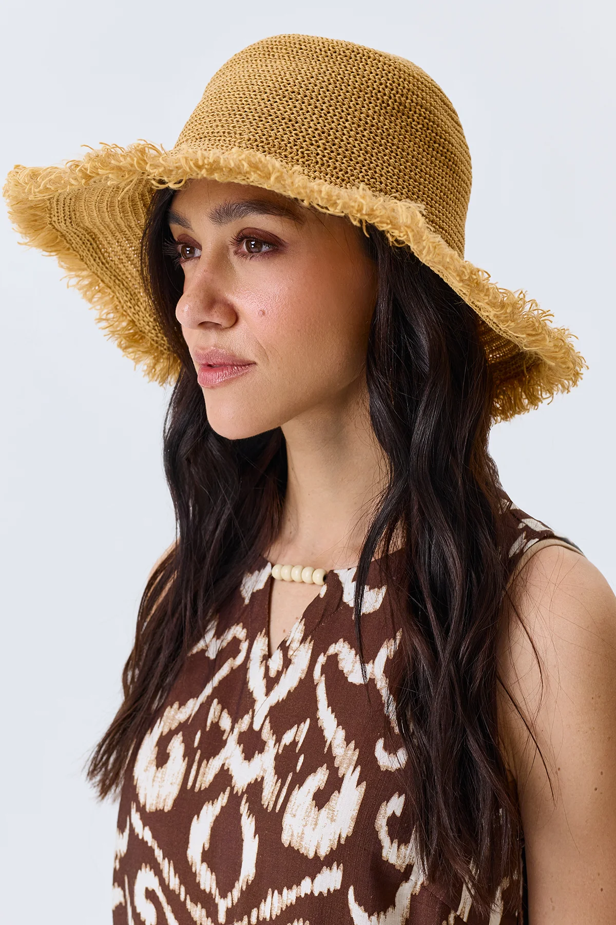 Летняя шляпа с широкими полями, One