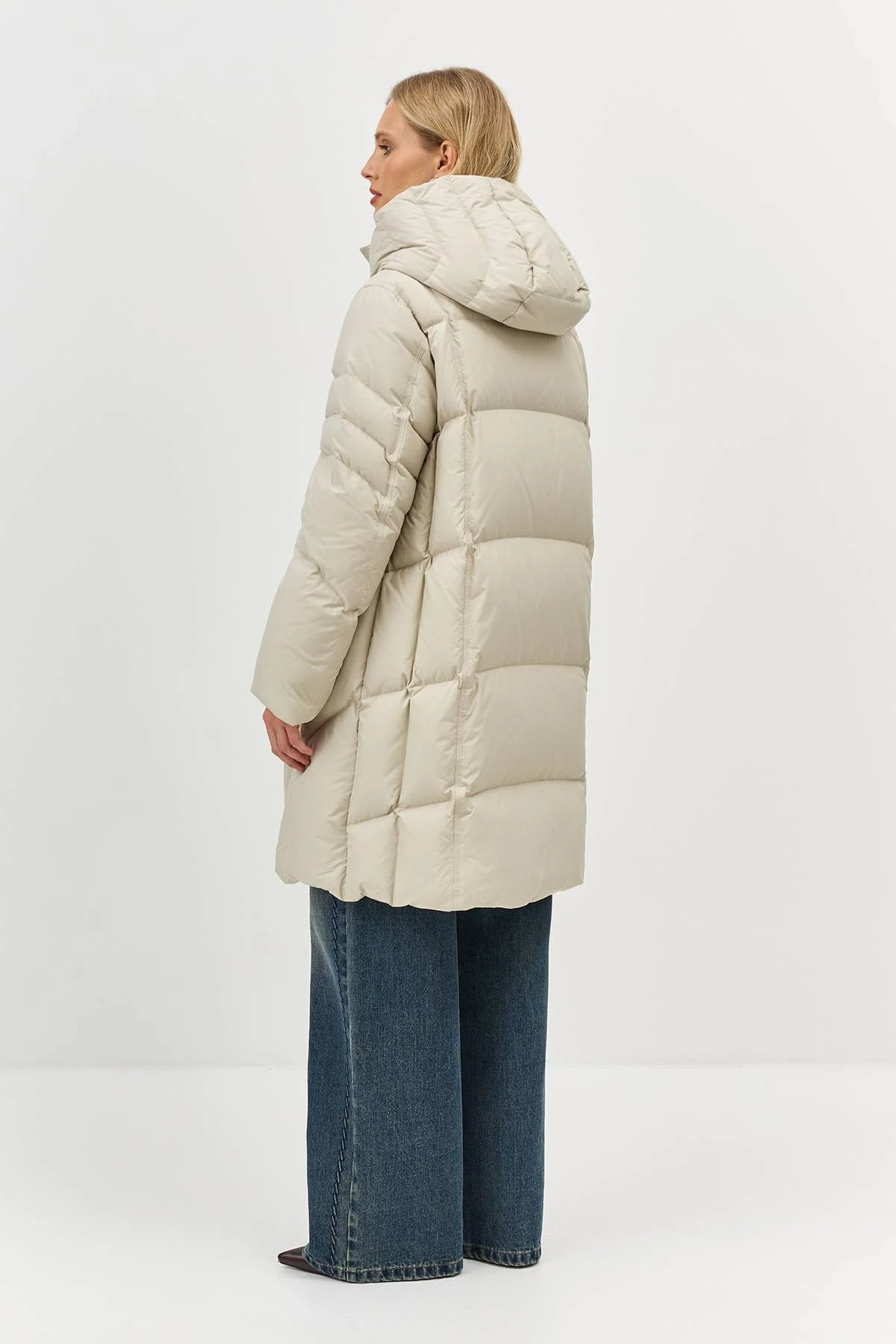 Лимитированная серия теплый пуховик с фигурной стежкой с палантином, 36