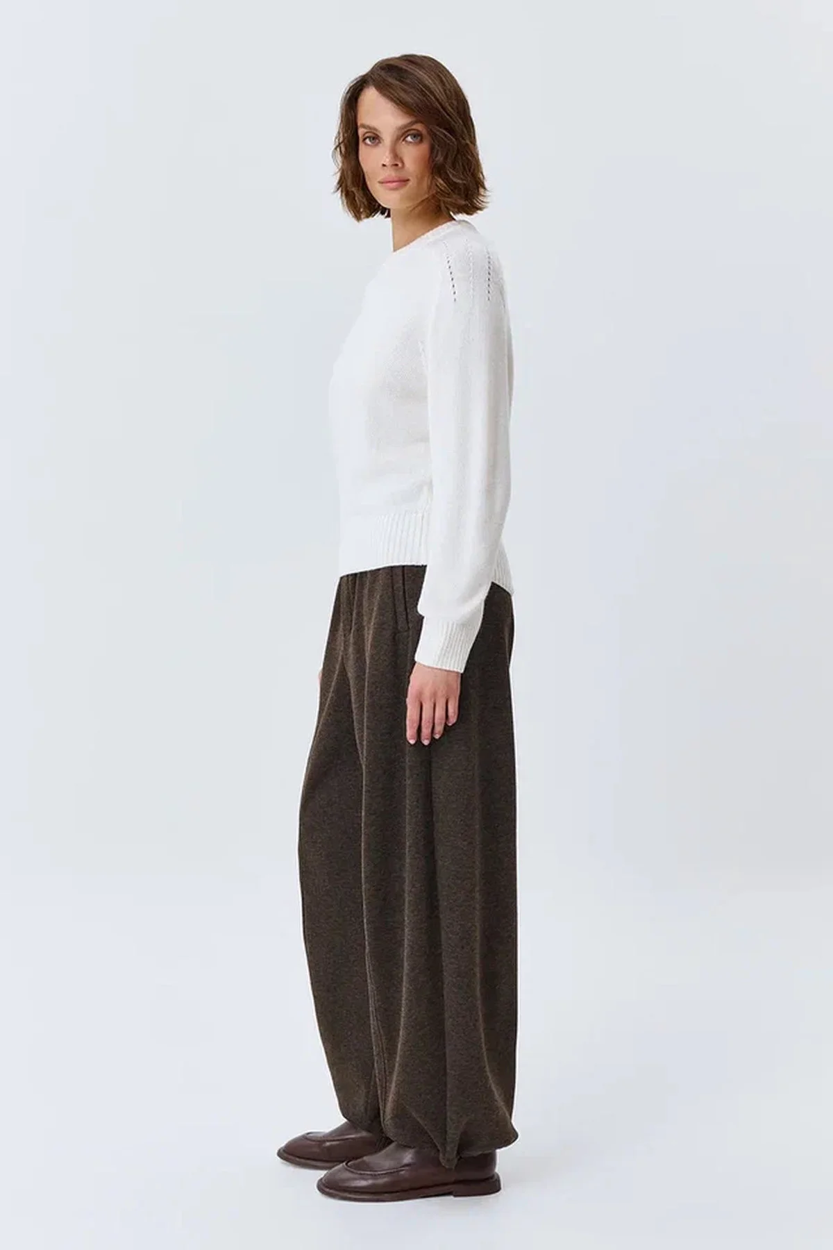 Джемпер из вискозы с рукавами реглан, молочный, 50