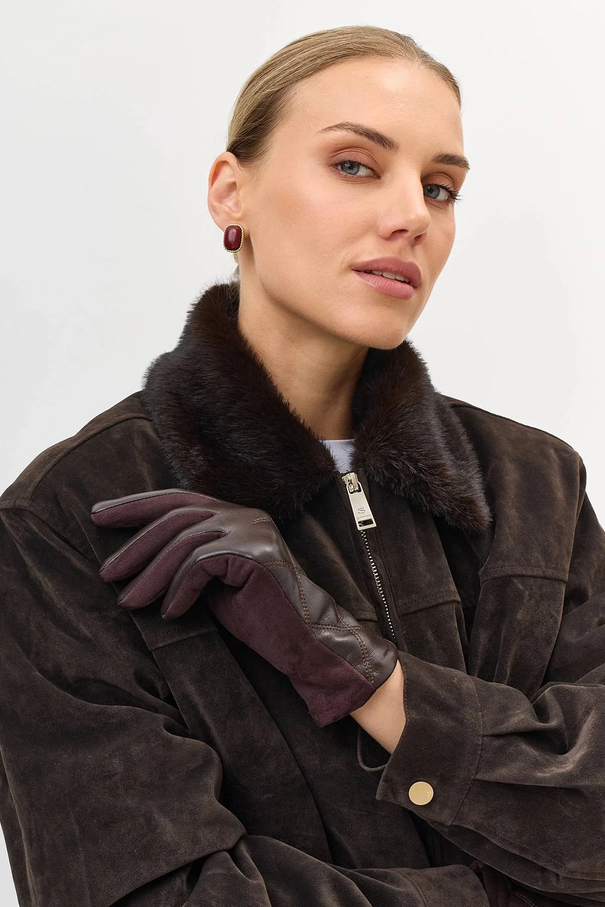 Черные утепленные варежки в спортивном стиле, One