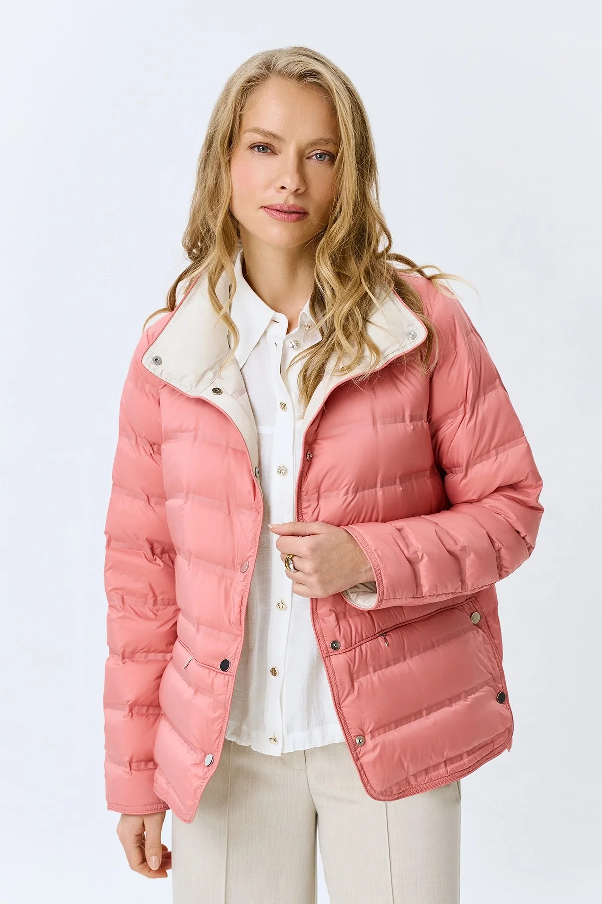 Легкая куртка на натуральном утеплителе, 44