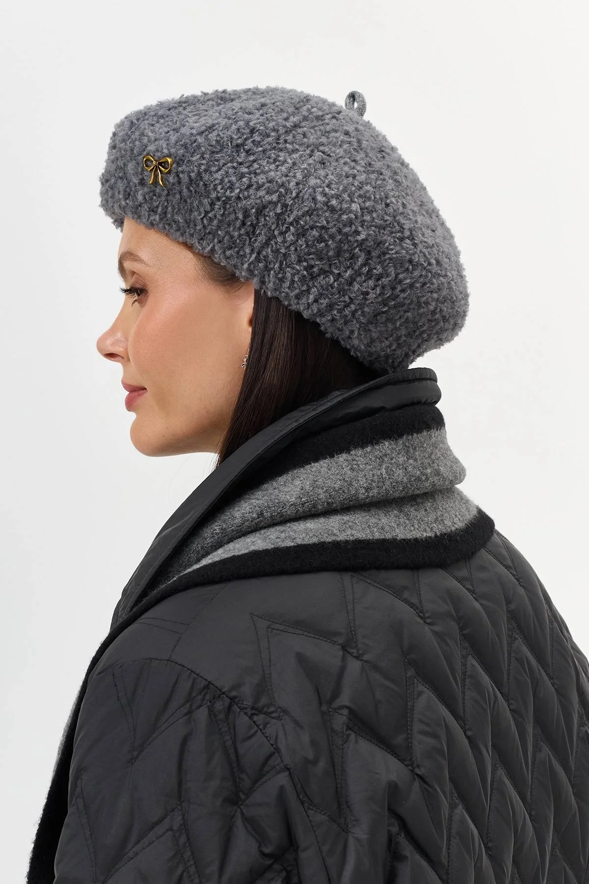 Серый берет с минималистичным декором, One