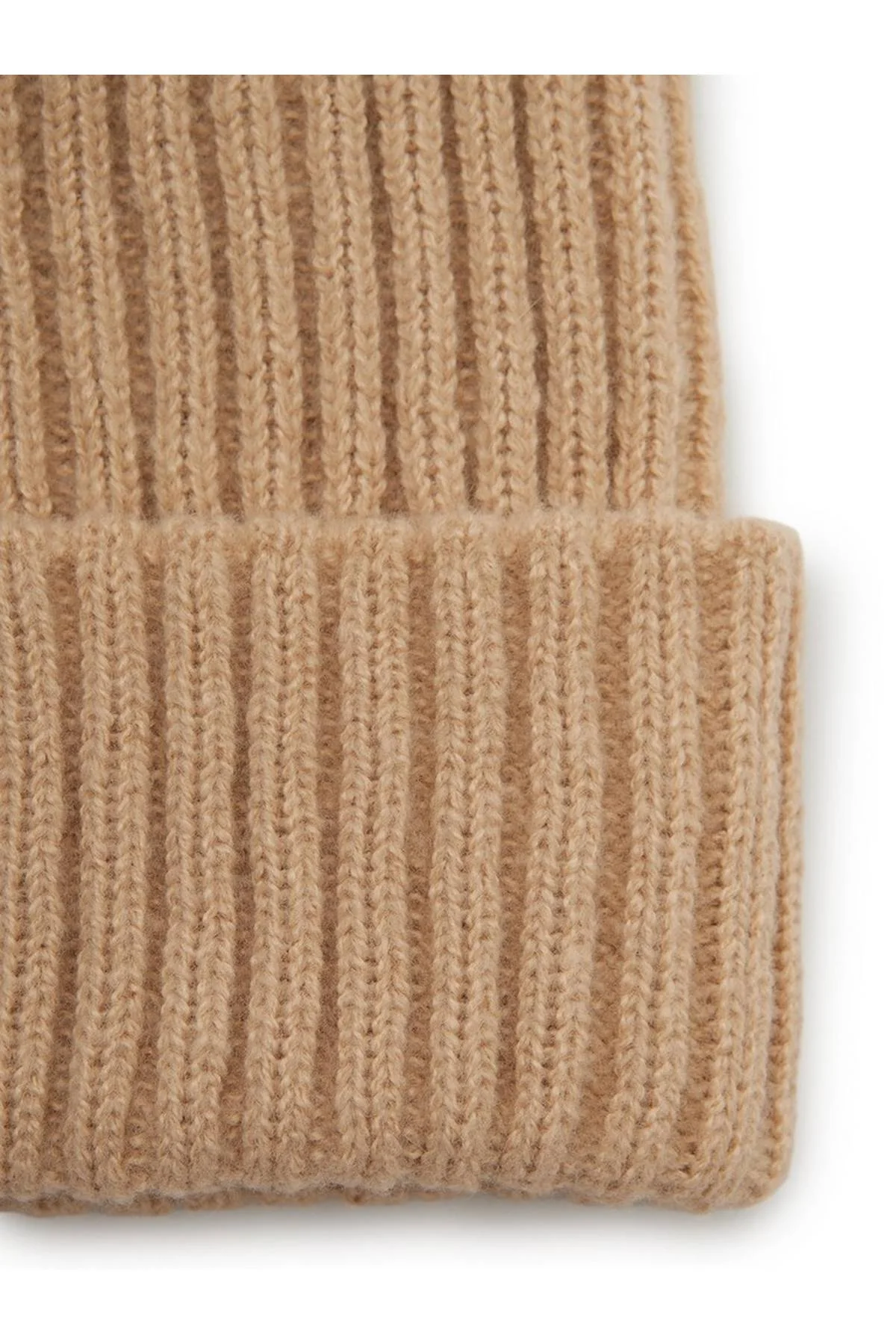 Шапка бежевая, One