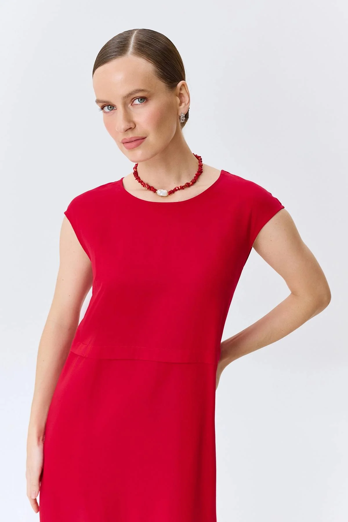 Яркое платье из лиоцелла, 38