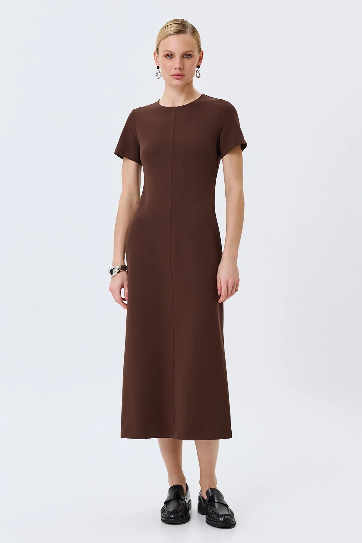 Коричневое базовое платье из смесовой вискозы, 42