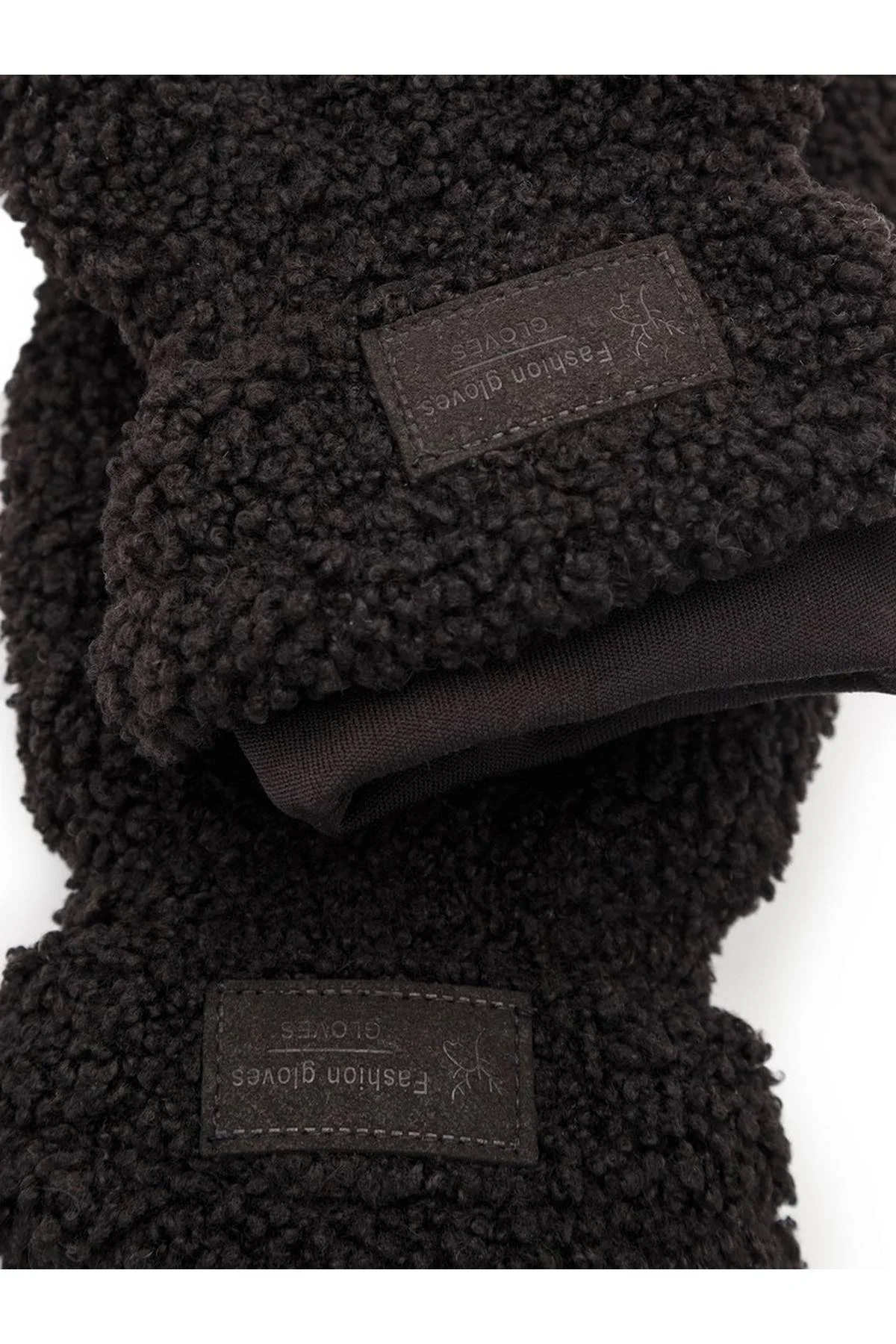 Рукавицы черные, M