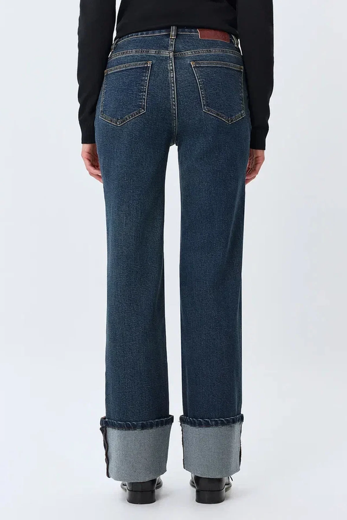 Джинсы Straight fit с широкими отворотами, 44