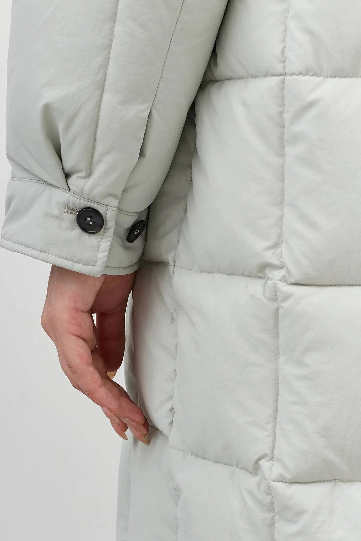 Стеганое пальто с контрастной фурнитурой, 42