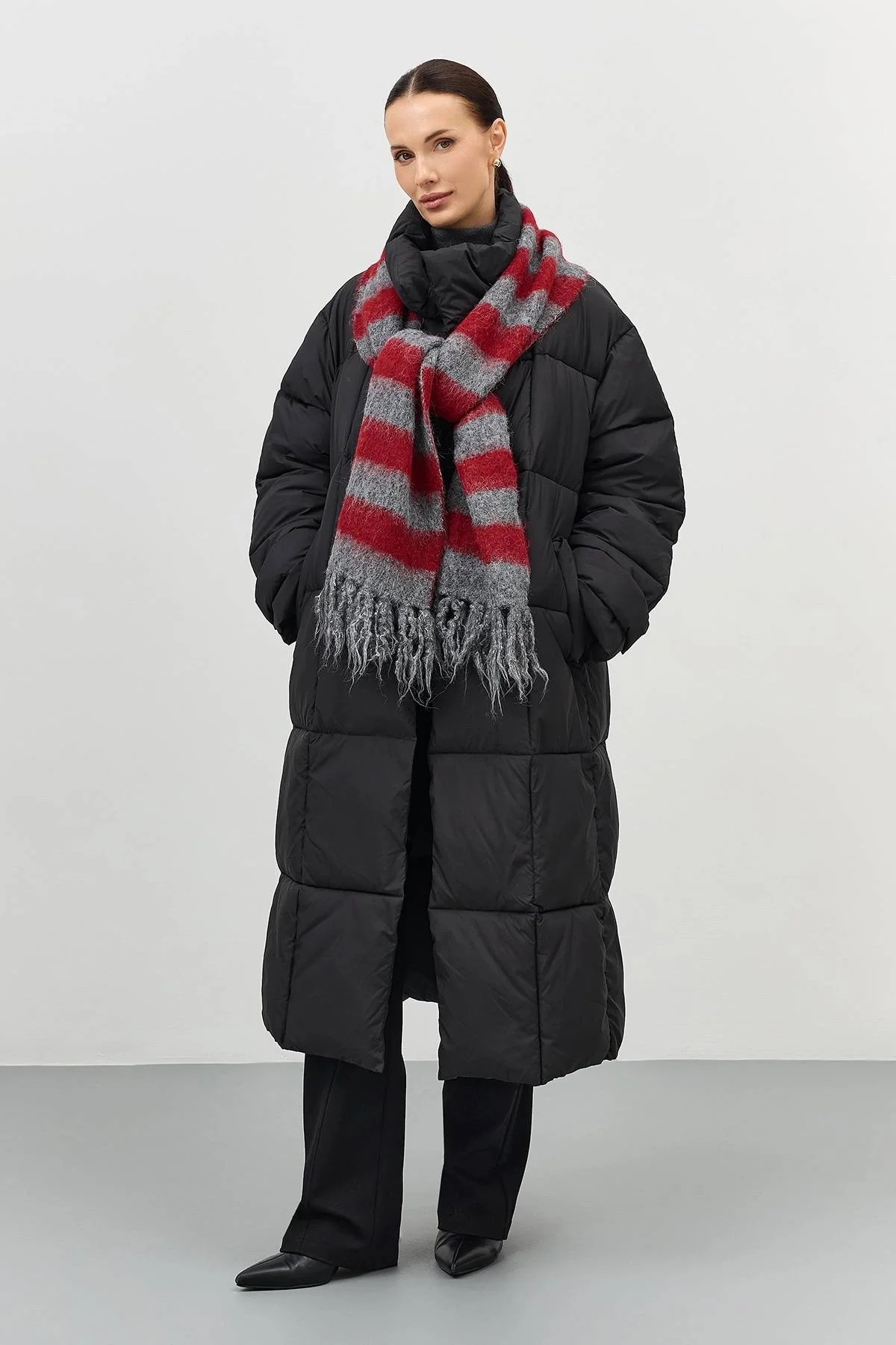 Яркий шарф в полоску, One