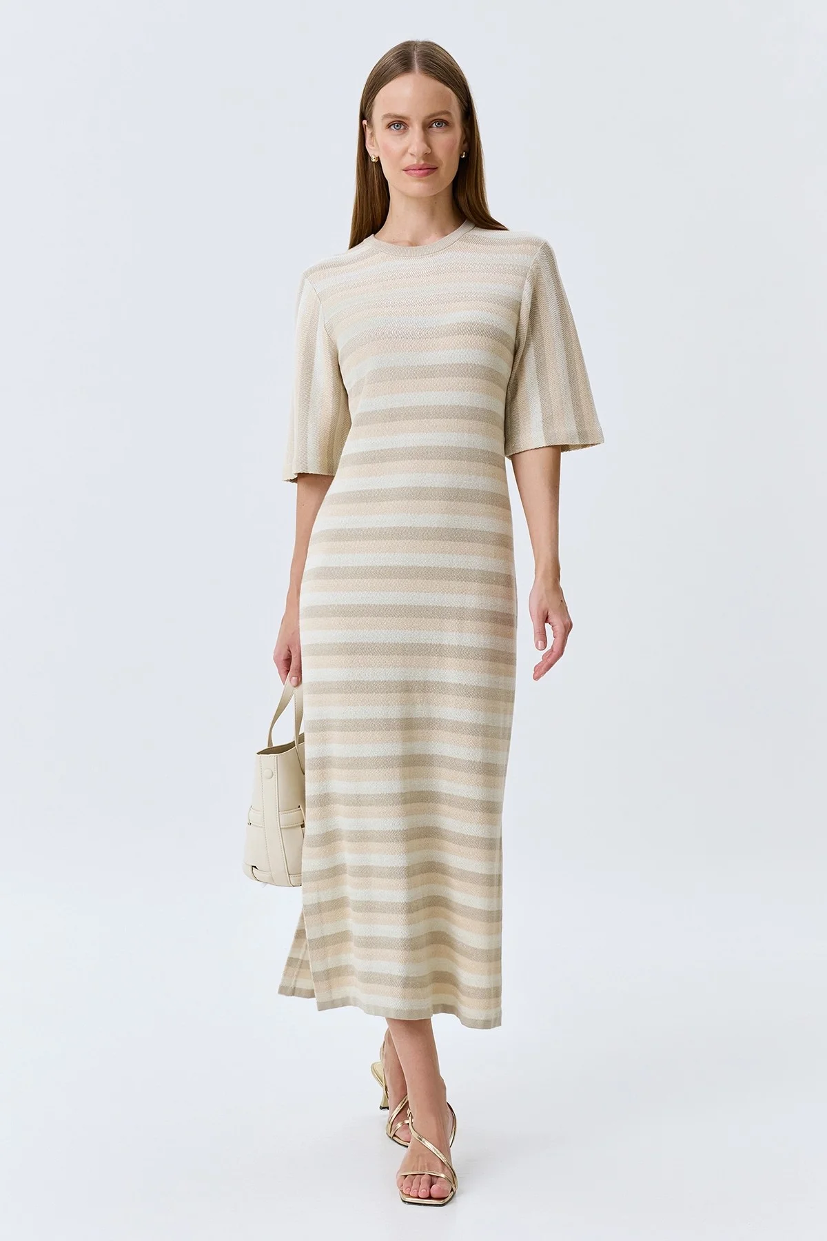 Вязаное платье в полоску, 44