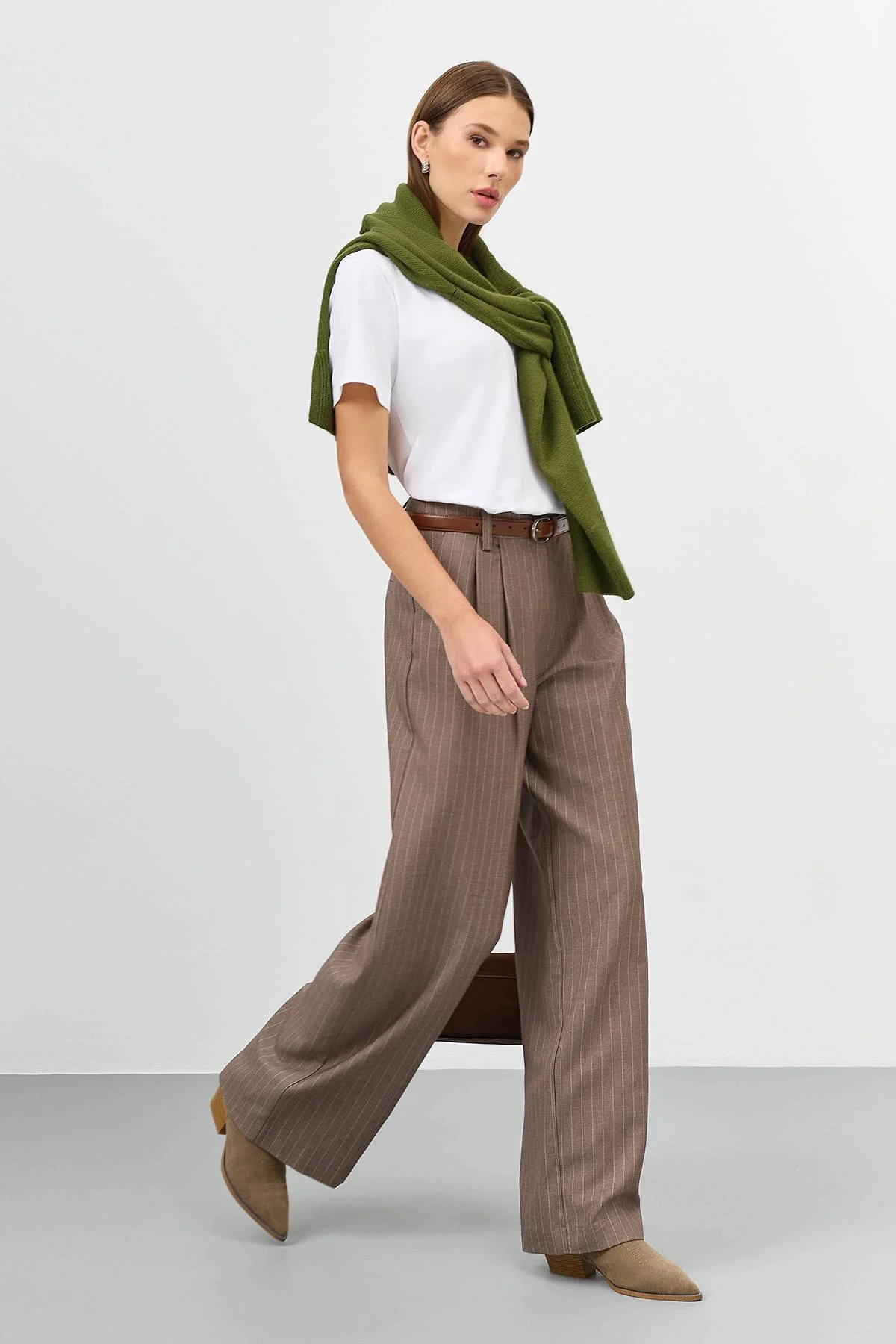 Лимитированная серия широкие брюки в полоску и ремень, 52