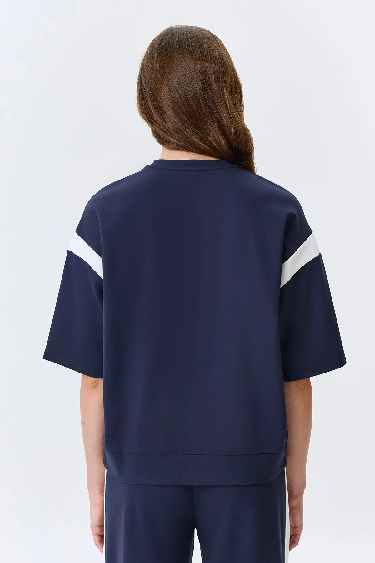 Джемпер с контрастными вставками, 42