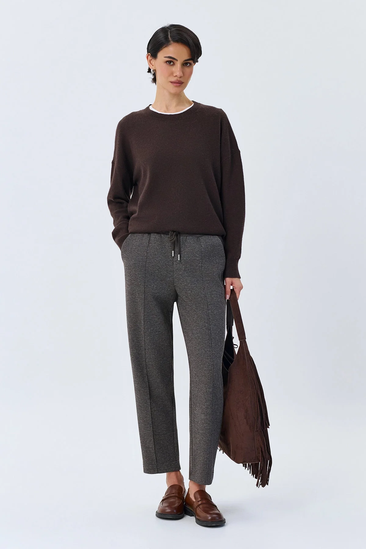 Трикотажные темно-серые брюки с узором Herringbone, 46