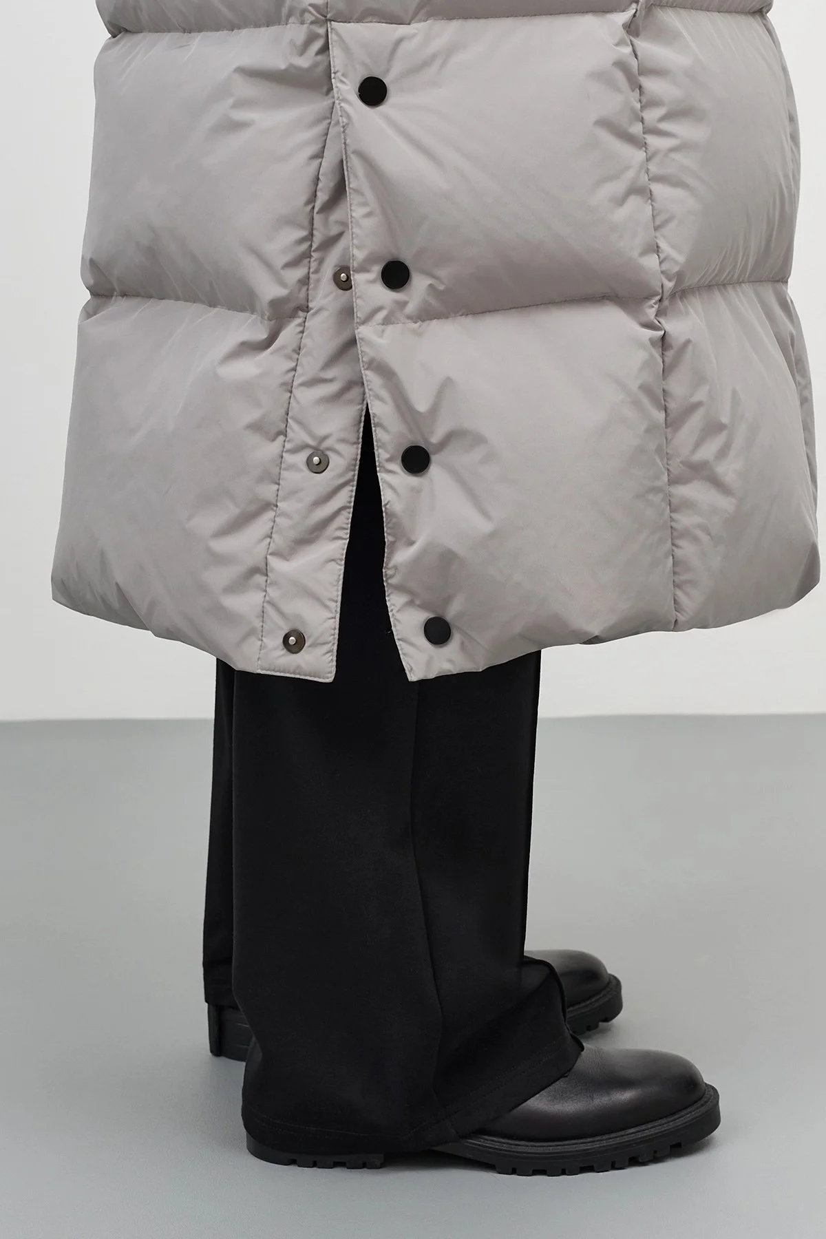 Длинный пуховик на натуральном утеплителе, 50