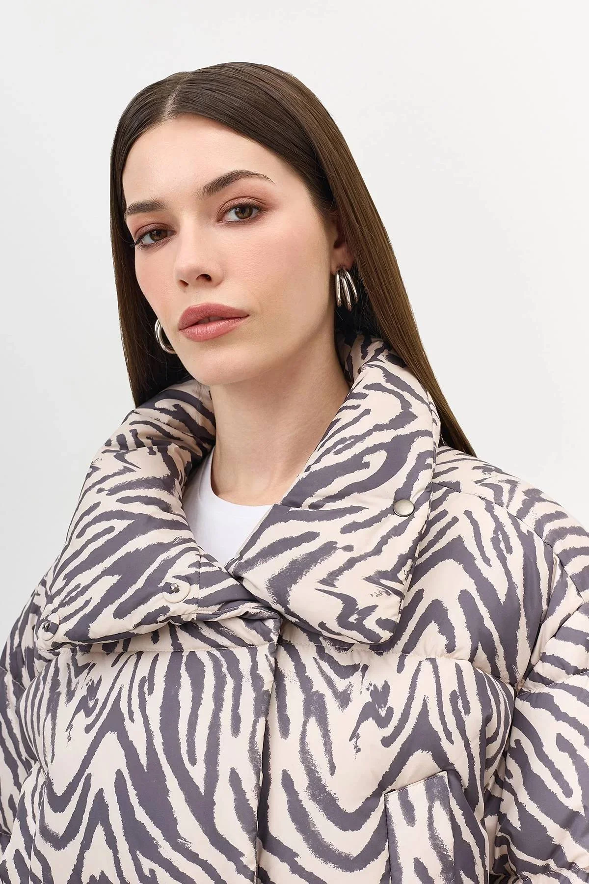 Куртка какао с палантином, 42