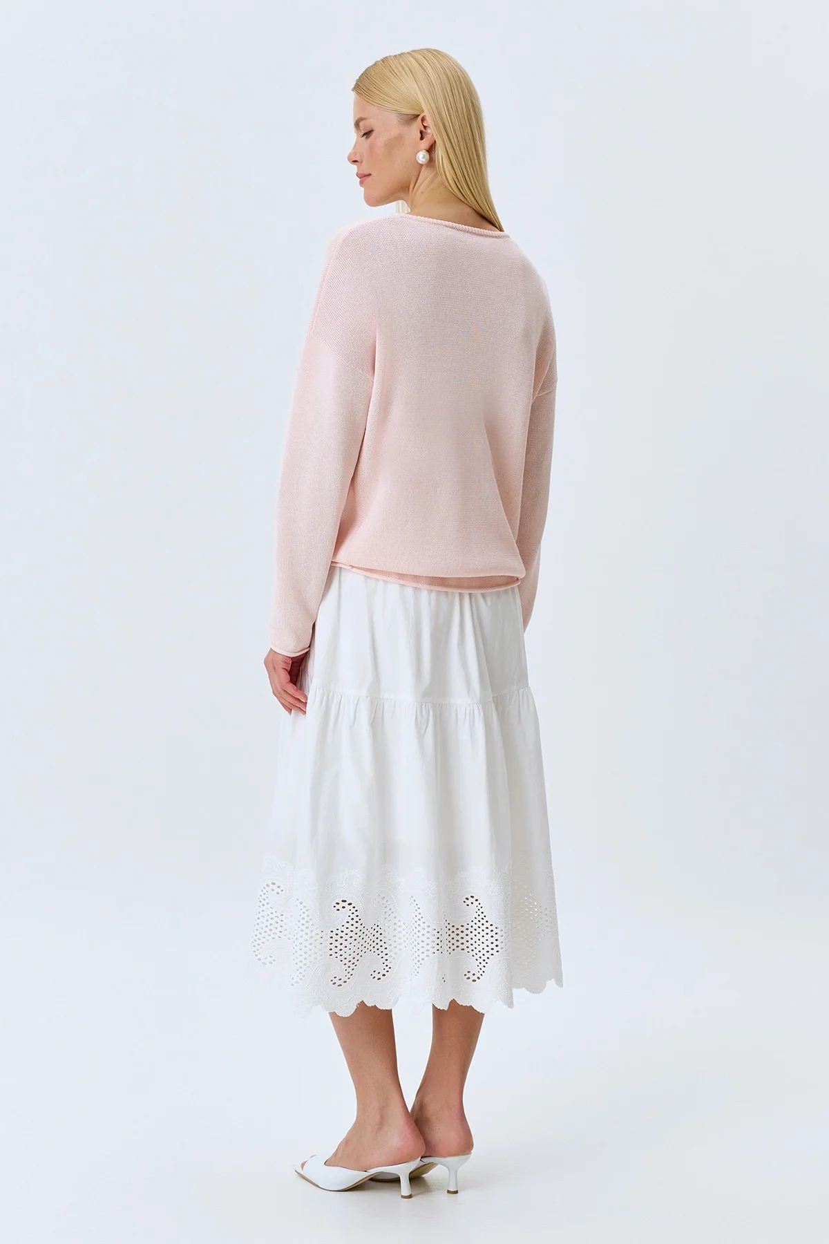 Яркий вязаный джемпер, 38