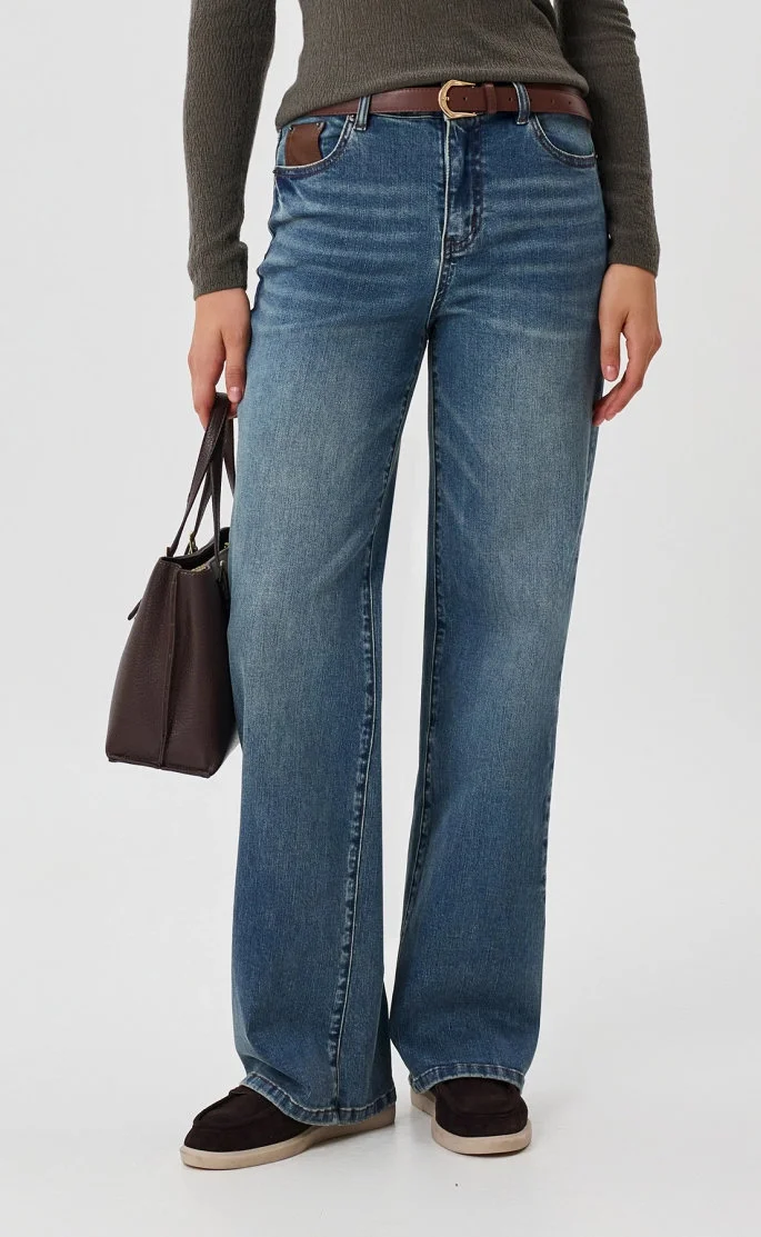 Джинсы Straight fit с деликатной варкой, 52