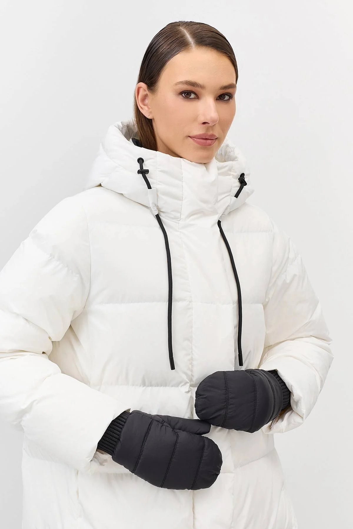 Утепленные варежки в спортивном стиле, One