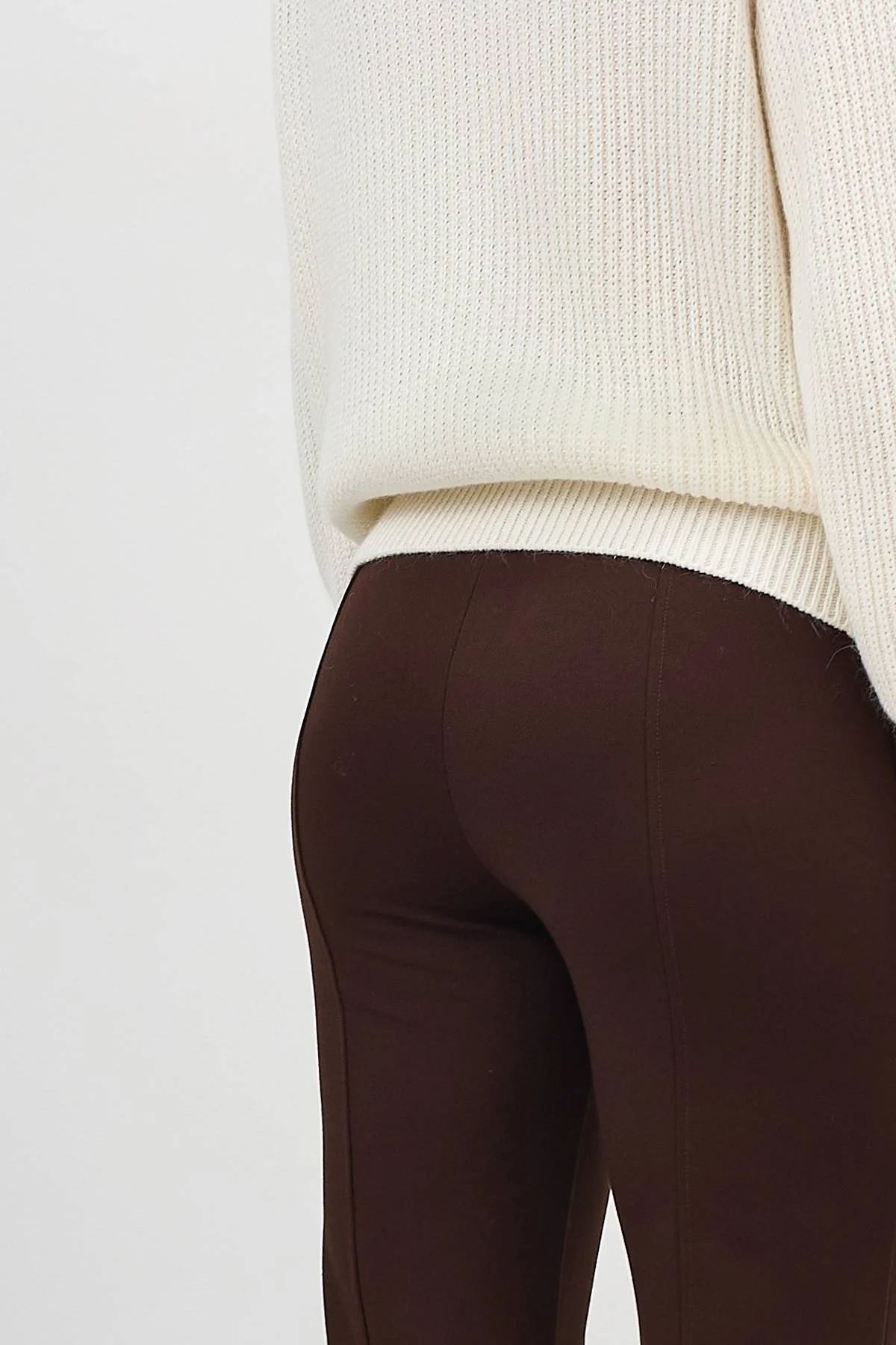 Трикотажные брюки с рельефами, 52