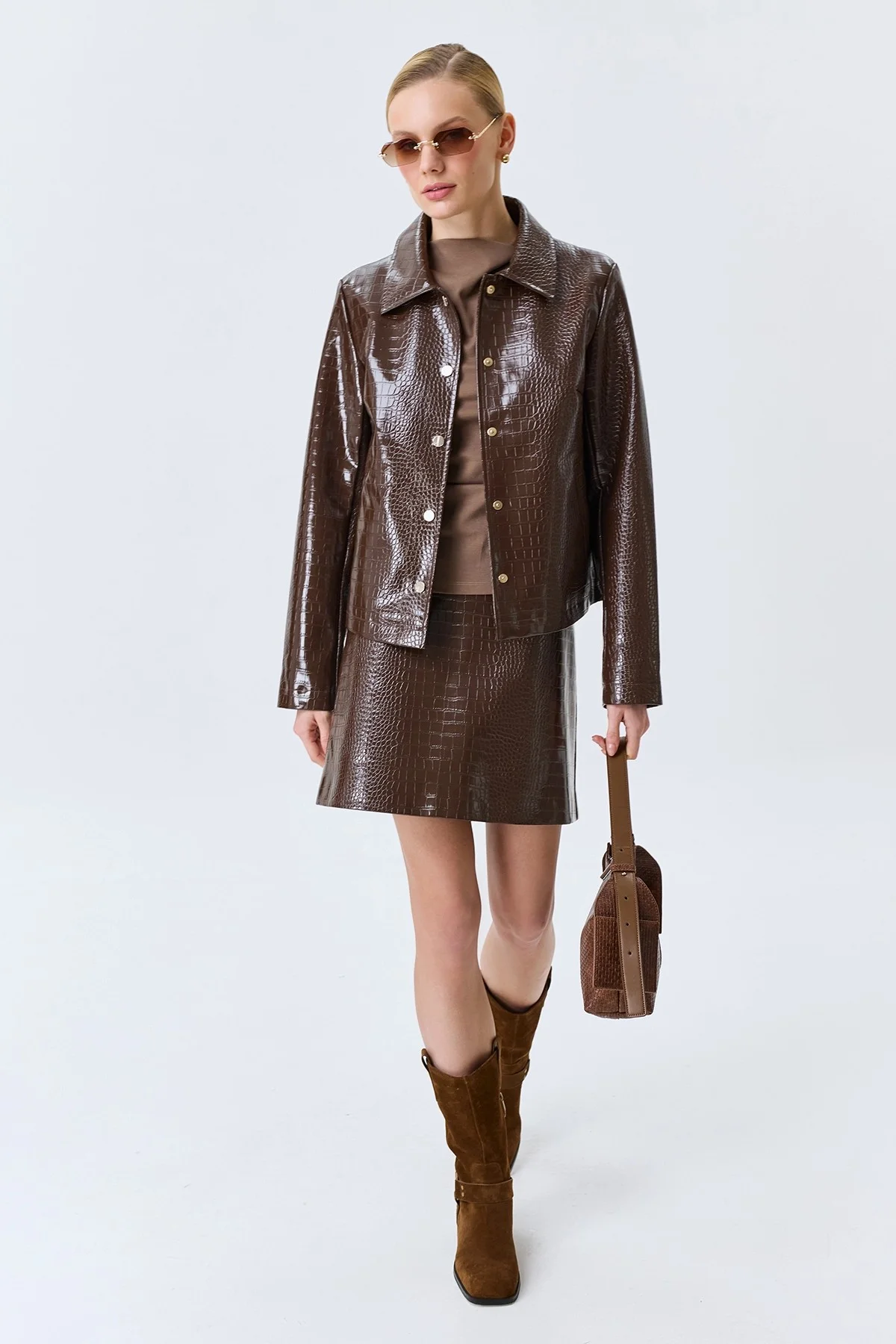 Мини-юбка из фактурной эко кожи, 42