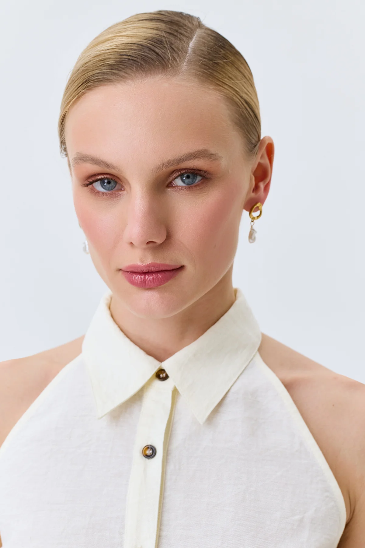 Приталенная блузка с корсетной шнуровкой, 46