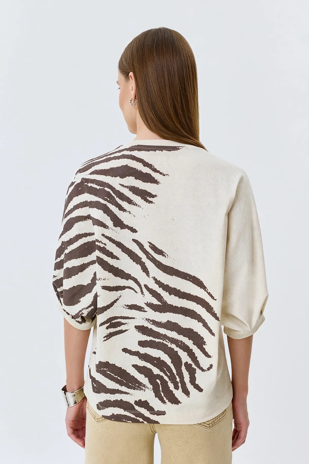 Джемпер с анималистичным принтом, 42