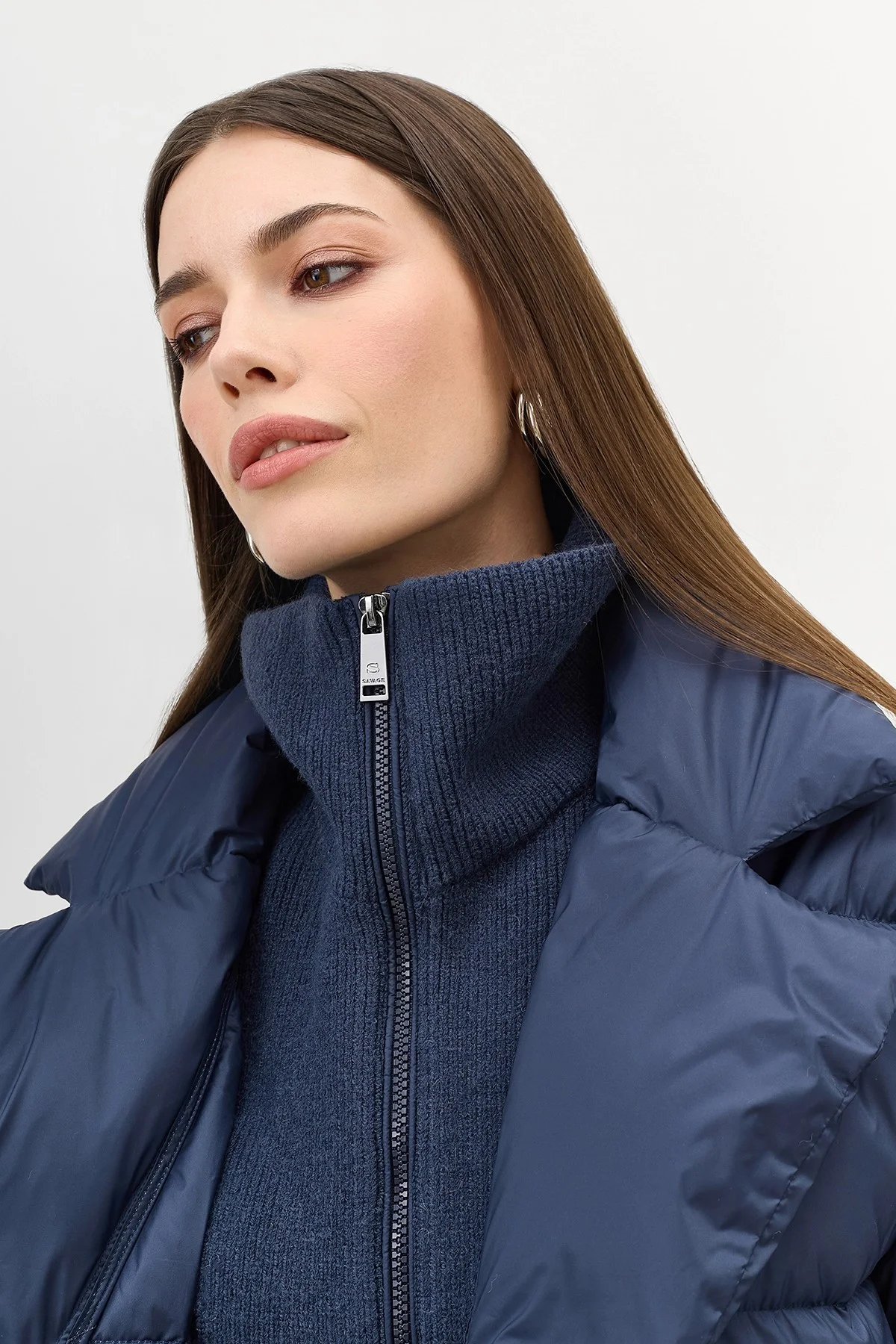 Пуховик на запах с трикотажной манишкой, 52