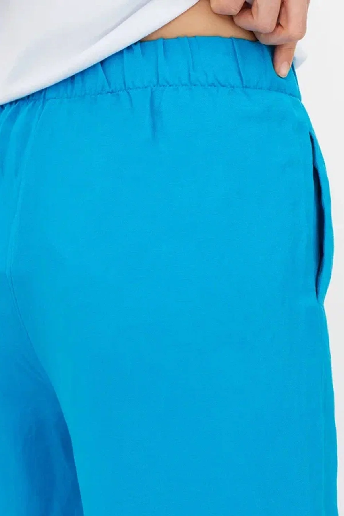 Базовые брюки в цвете аква с мягкими складками, 46р