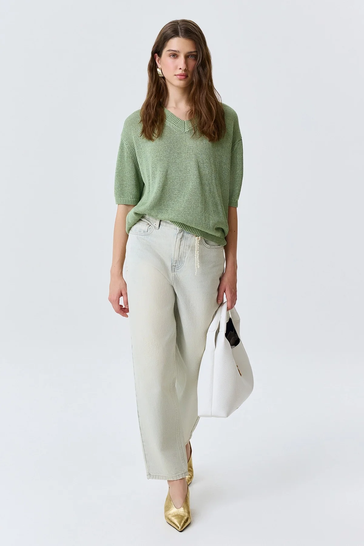 Свободный джемпер из фактурной пряжи, 50