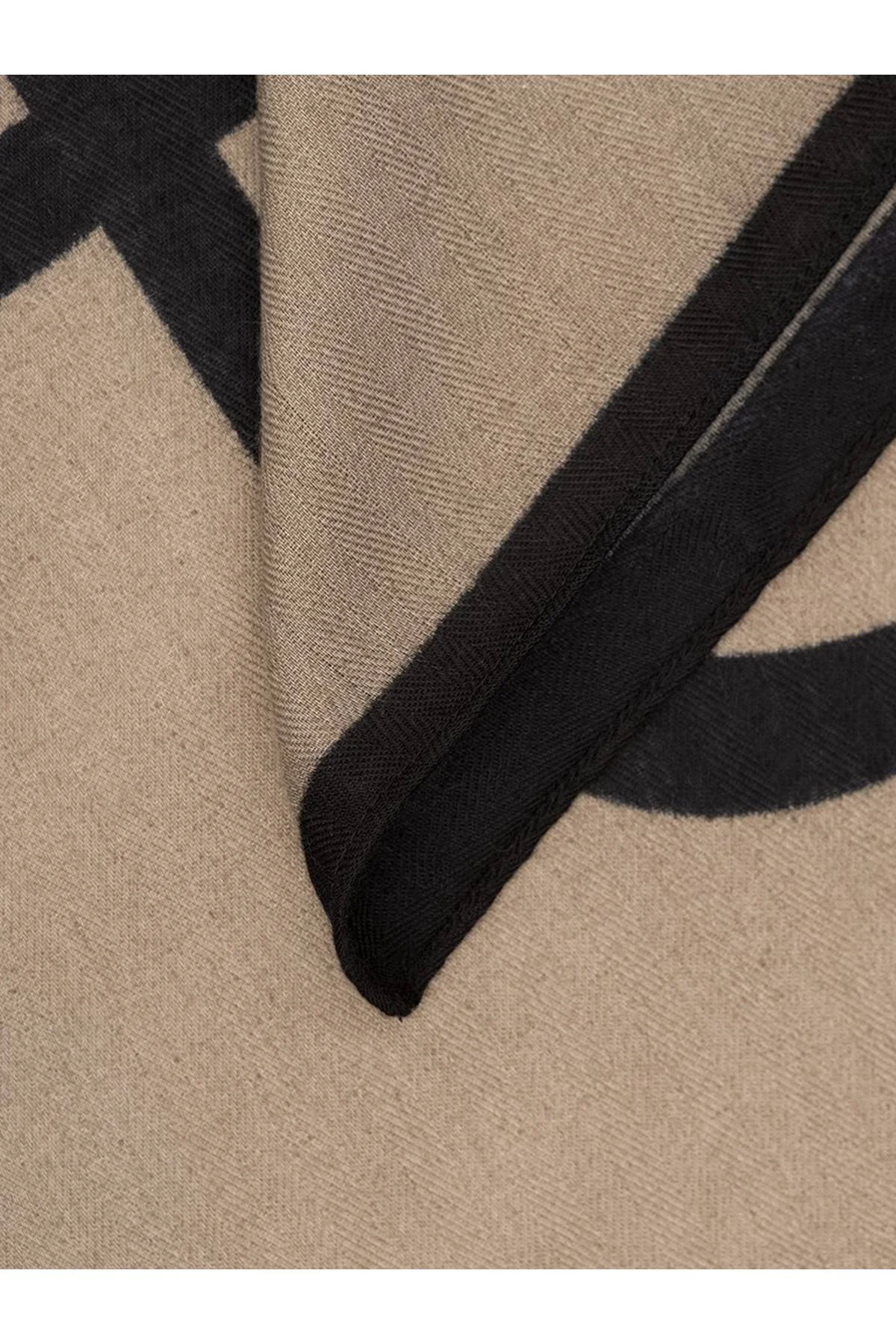 Платок коричневый, One