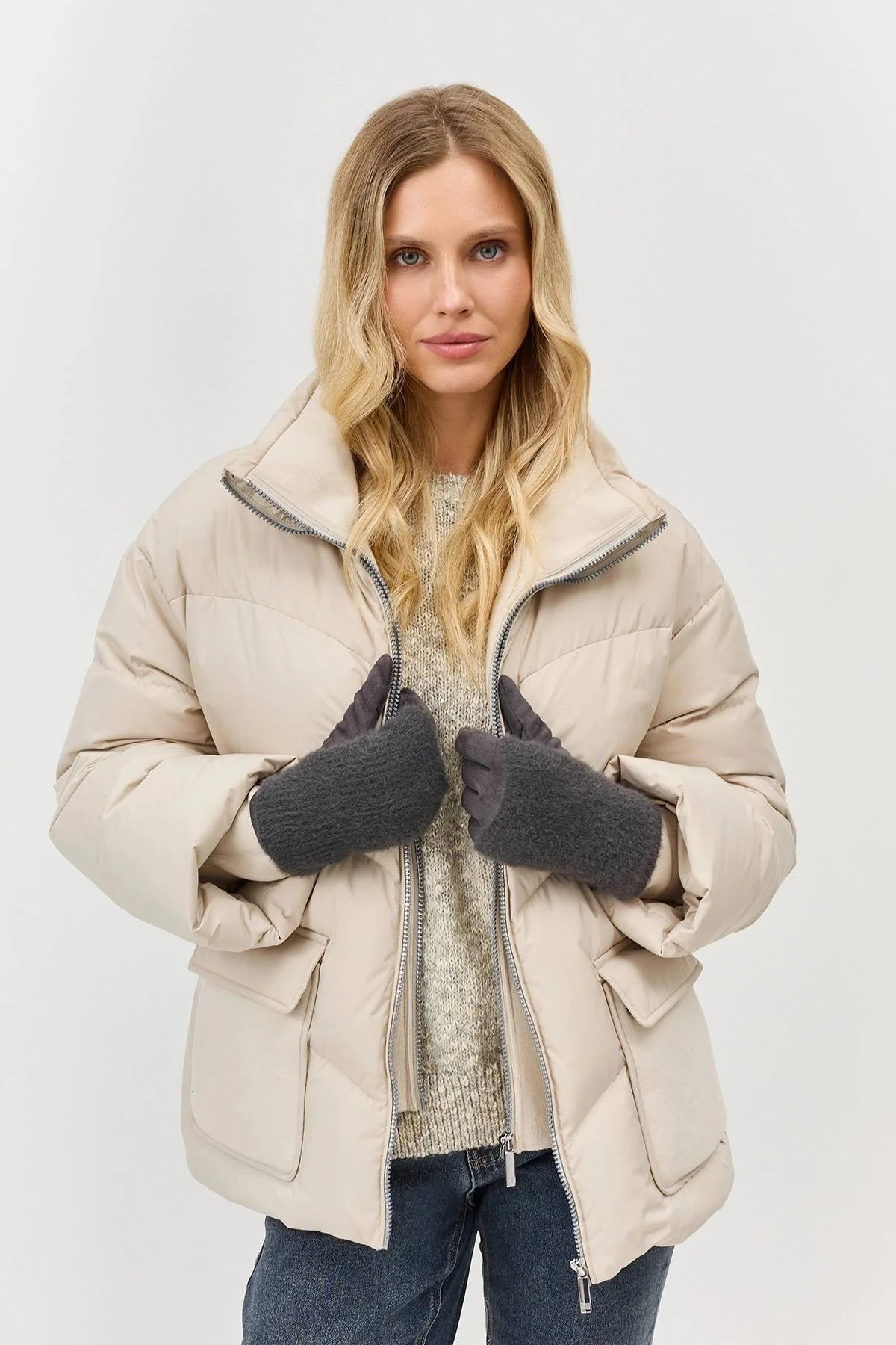 Серые вязаные перчатки с контрастной отделкой, One