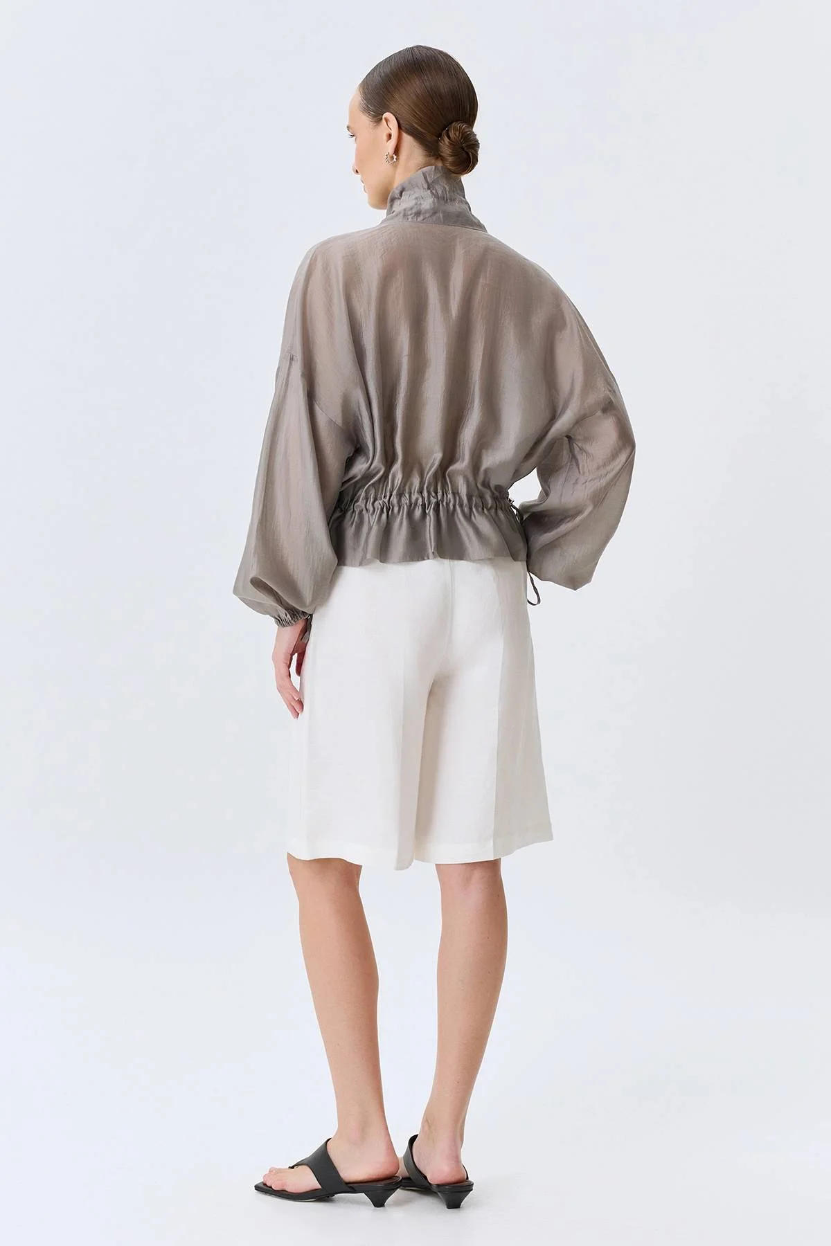 Шорты-бермуды из смесового льна, 42