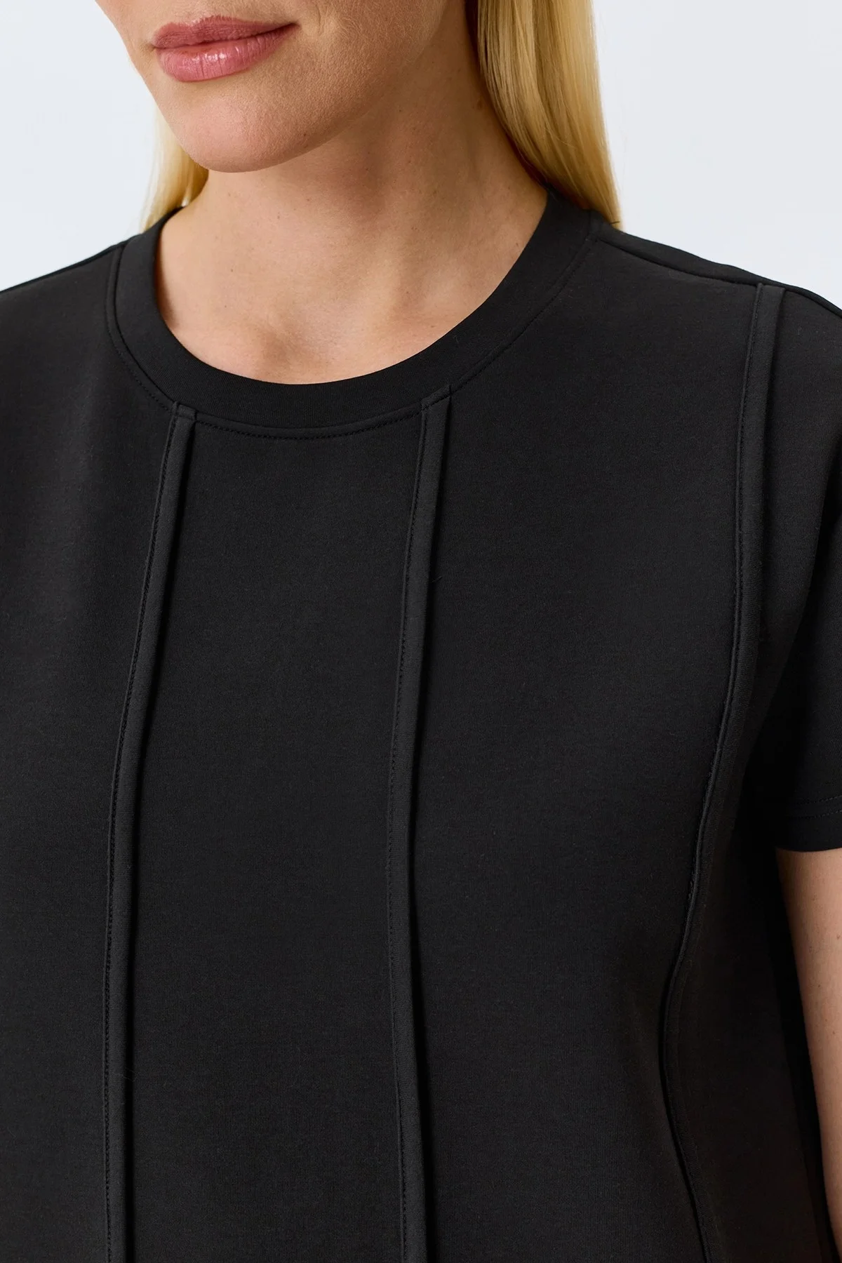 Лаконичное трикотажное платье, 36